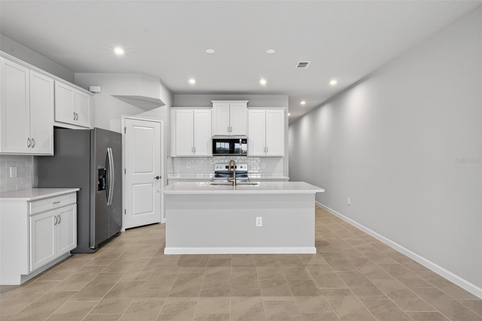 9179 AURELIA AVE — photo 6