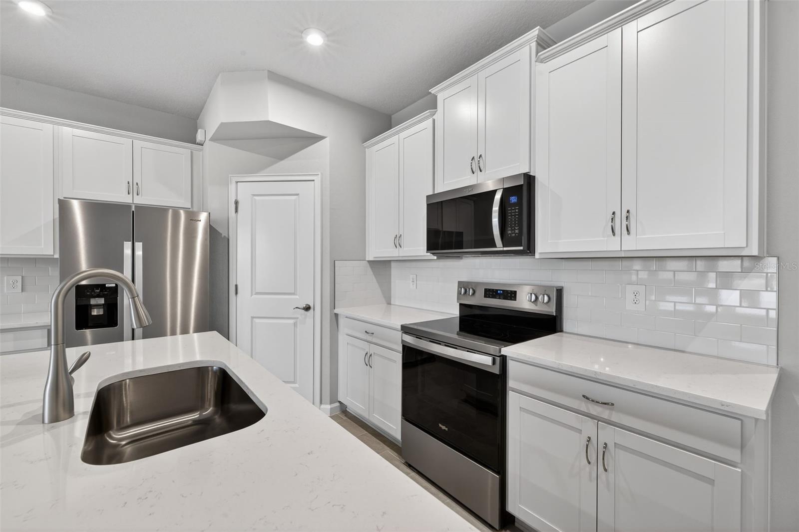 9179 AURELIA AVE — photo 4