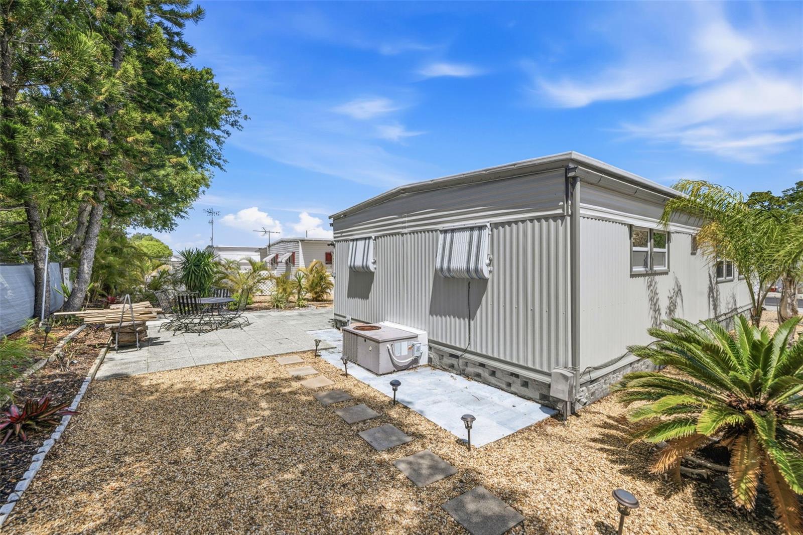 3632 TIKI DR — photo 24