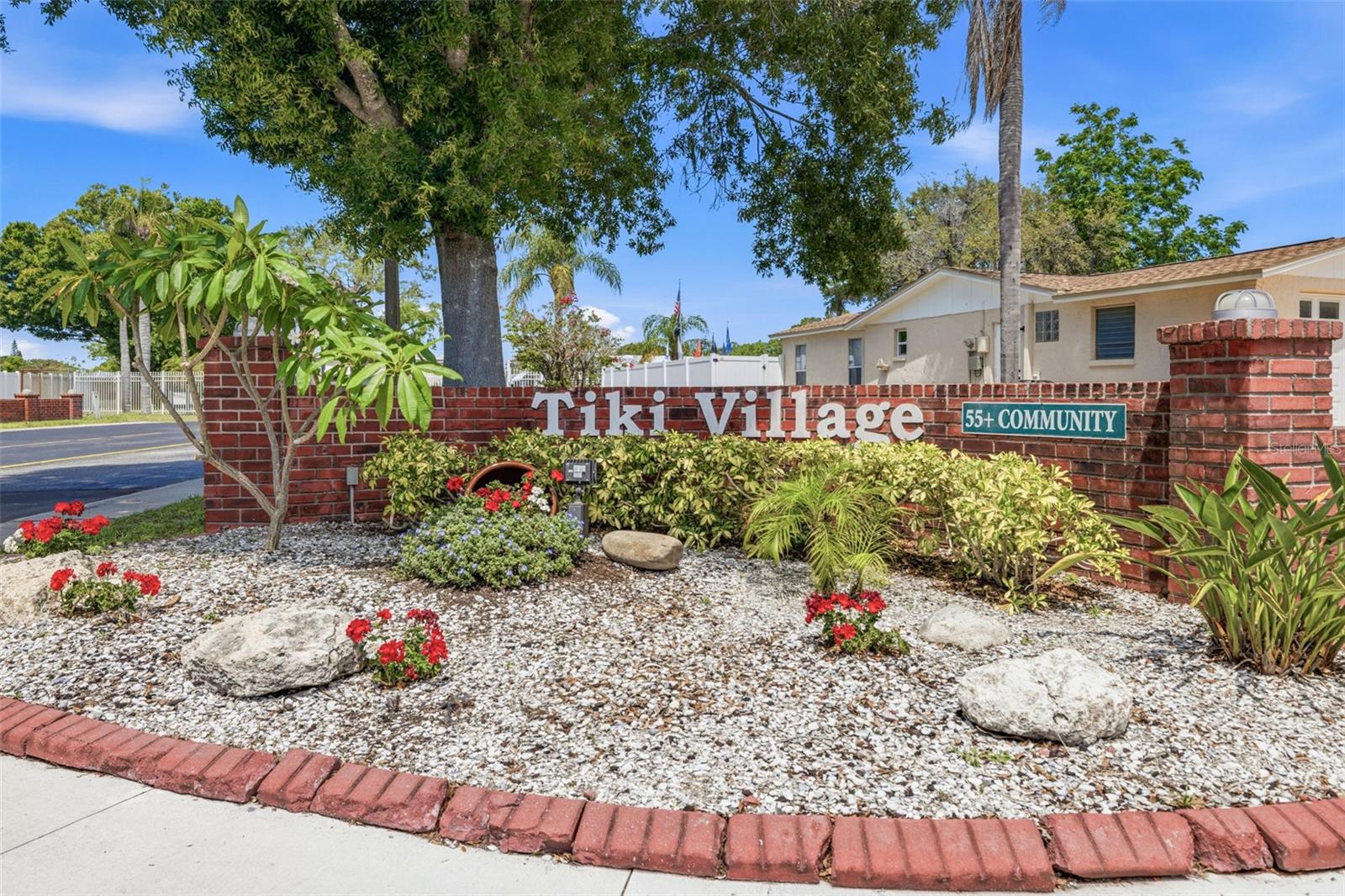 3632 TIKI DR — photo 27