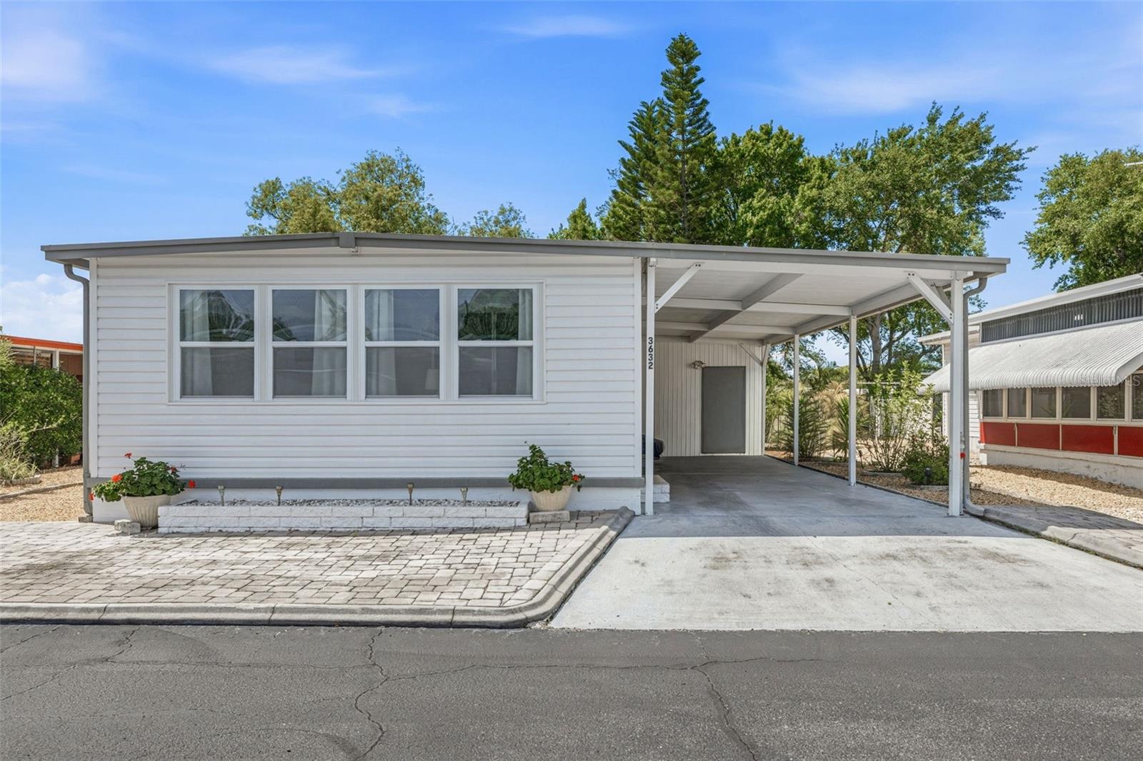 3632 TIKI DR — photo 2