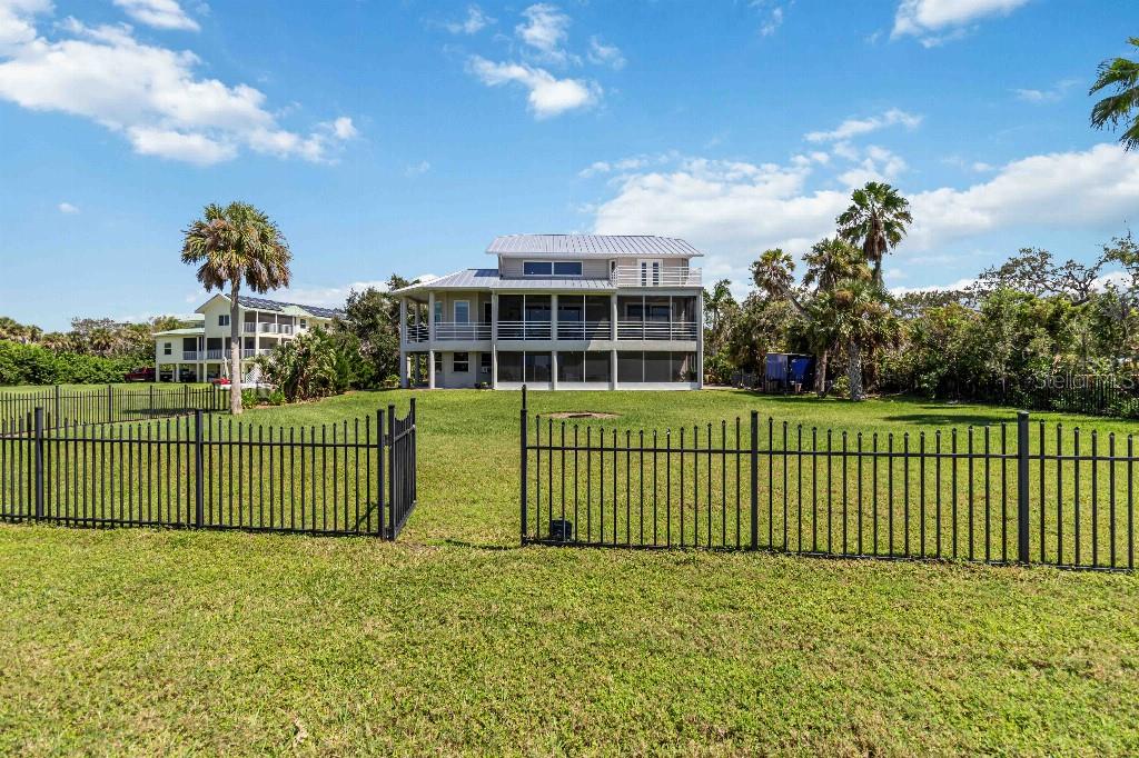 6511 BAYSHORE RD — photo 36