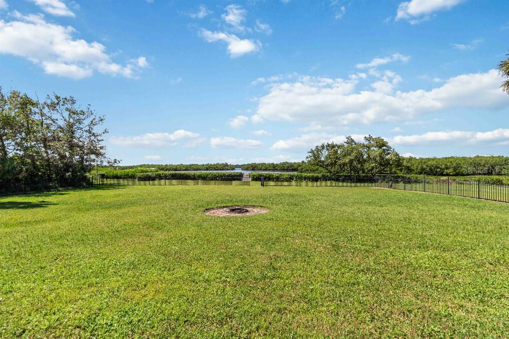 6511 BAYSHORE RD — photo 35