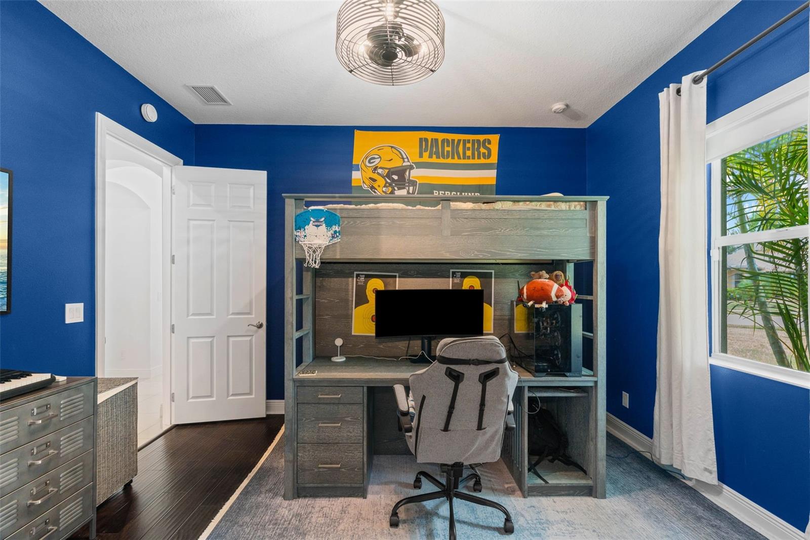 1256 TYNE LN — photo 32
