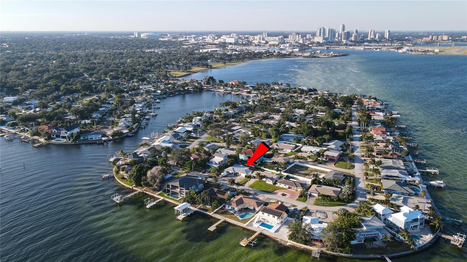 2671 W BAY ISLE DR SE — photo 2