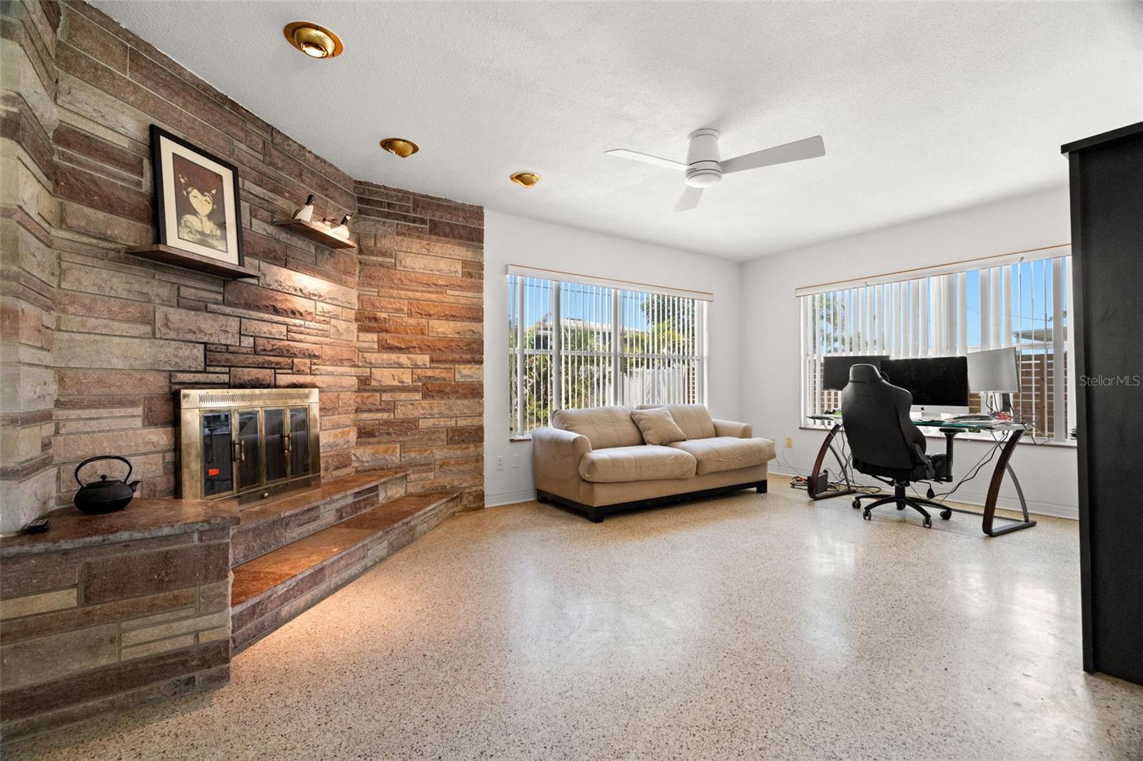 2671 W BAY ISLE DR SE — photo 16