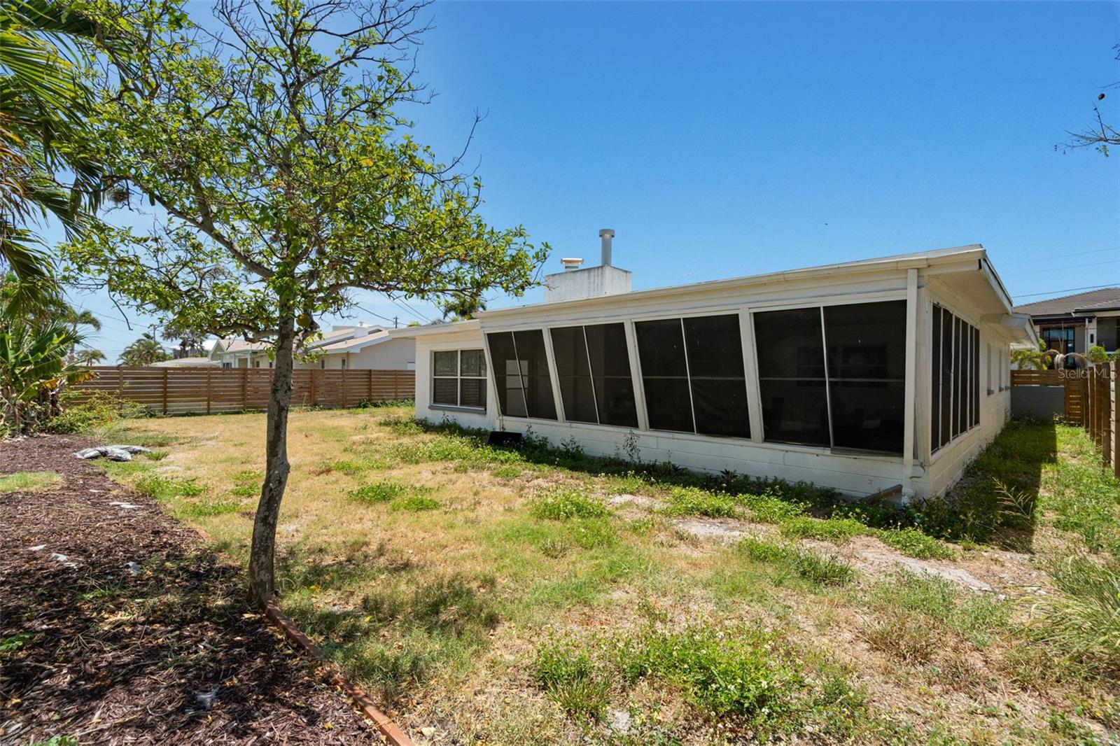 2671 W BAY ISLE DR SE — photo 29