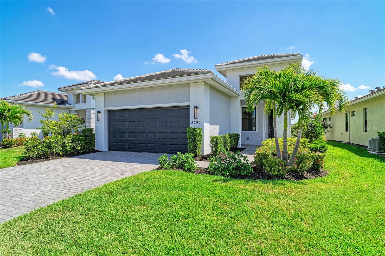 5290 BARNETT CIR — photo 2