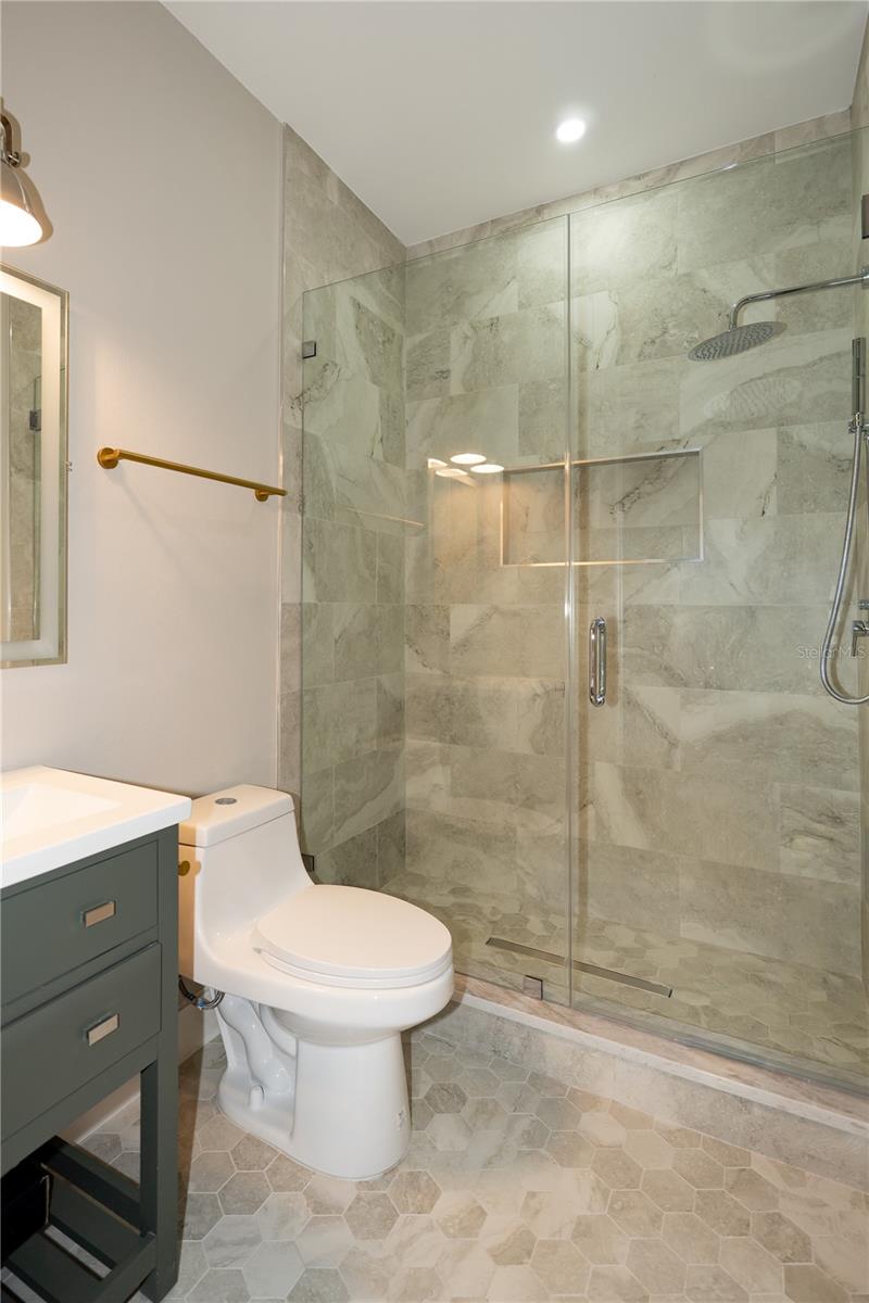 7617 AMHERST ST — photo 37