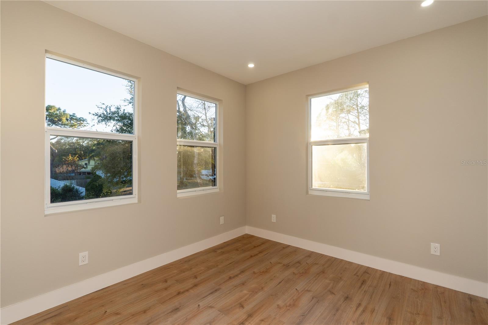 7617 AMHERST ST — photo 43