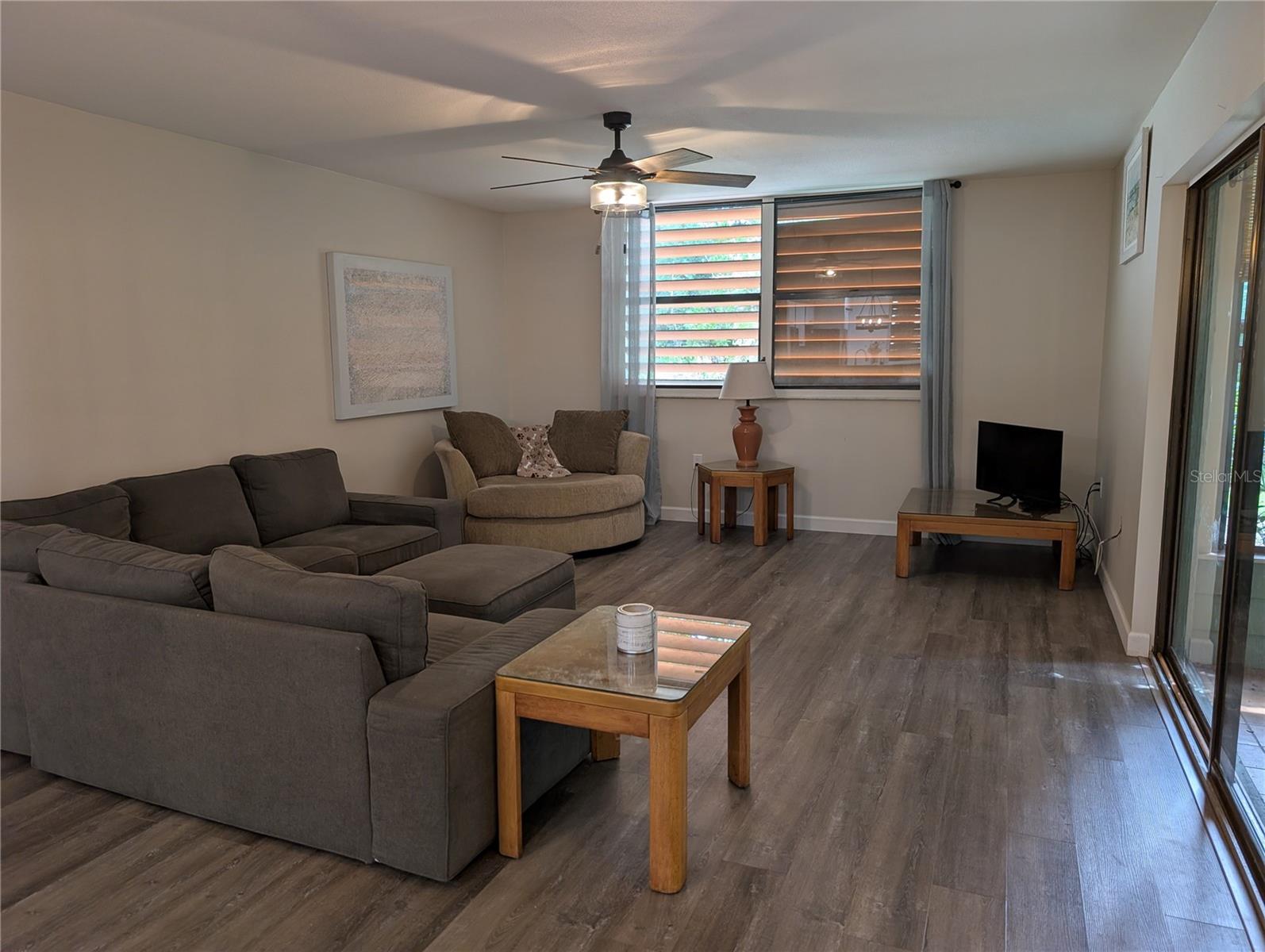 135 WILD PALM DR — photo 12