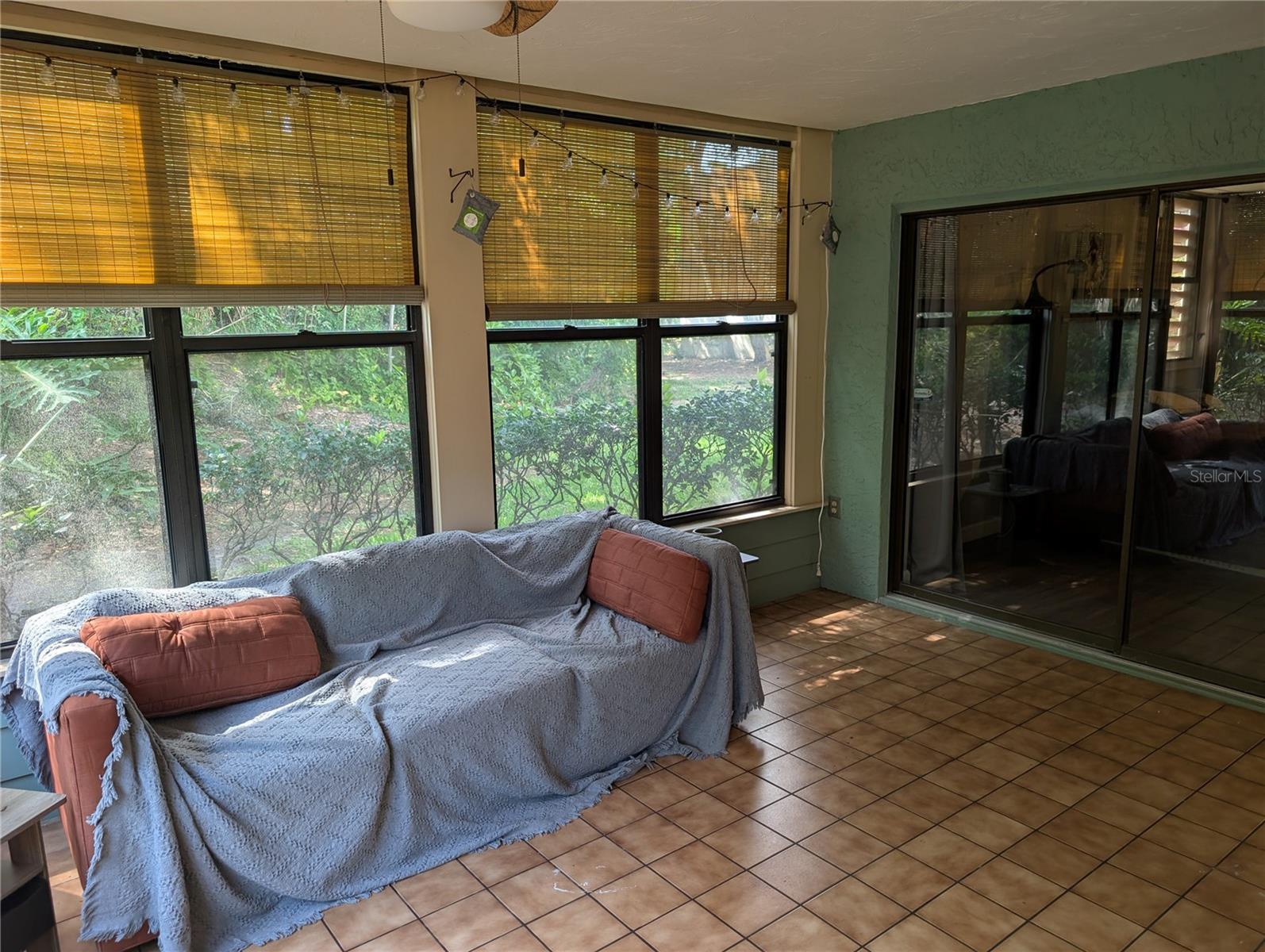 135 WILD PALM DR — photo 19