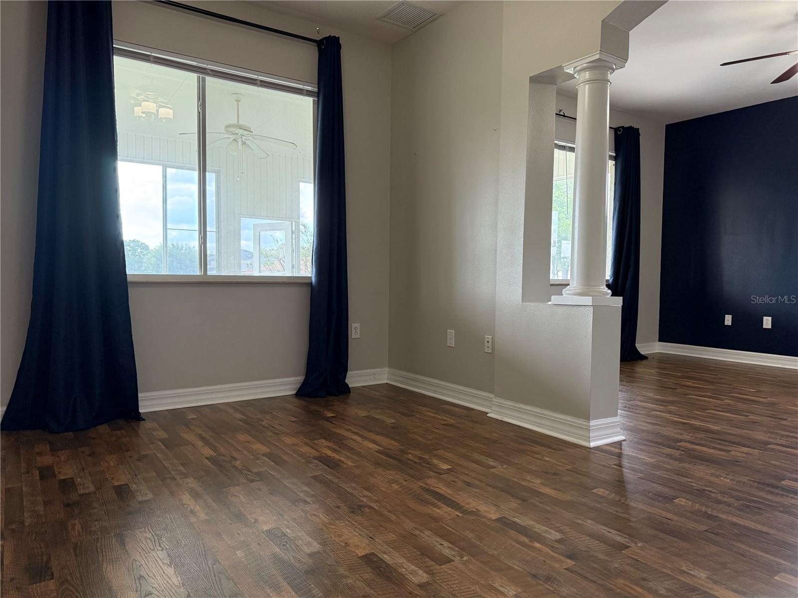 5909 WEDGEFIELD DR — photo 22