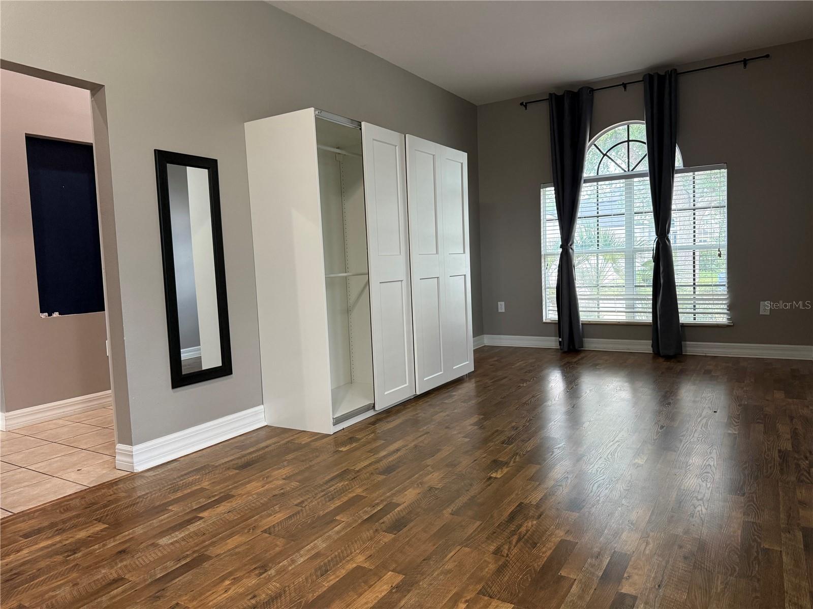 5909 WEDGEFIELD DR — photo 16