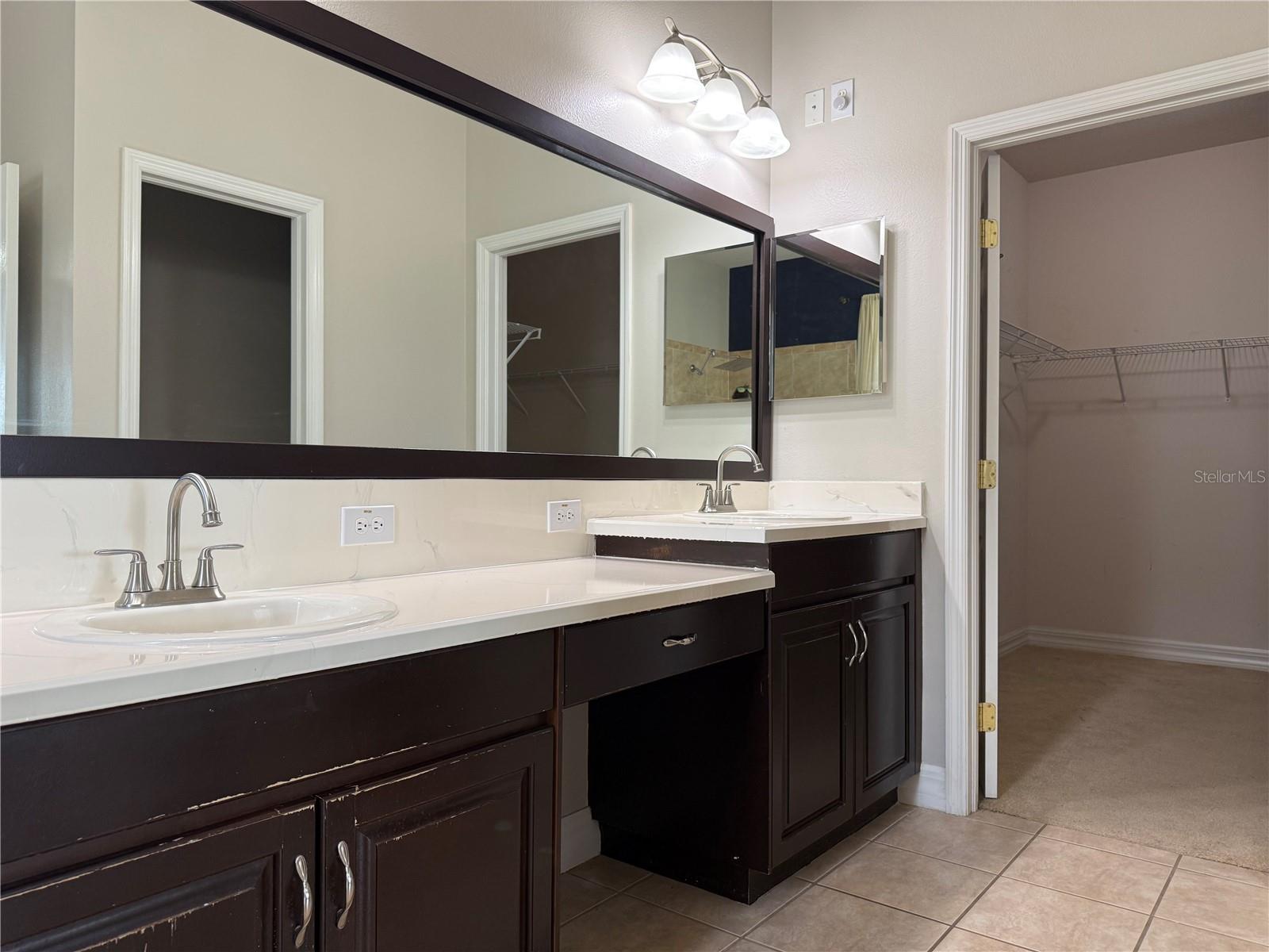 5909 WEDGEFIELD DR — photo 26
