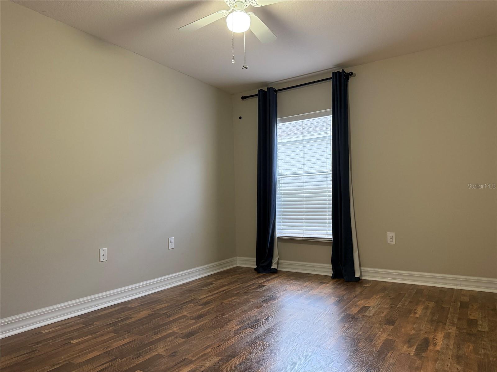5909 WEDGEFIELD DR — photo 20