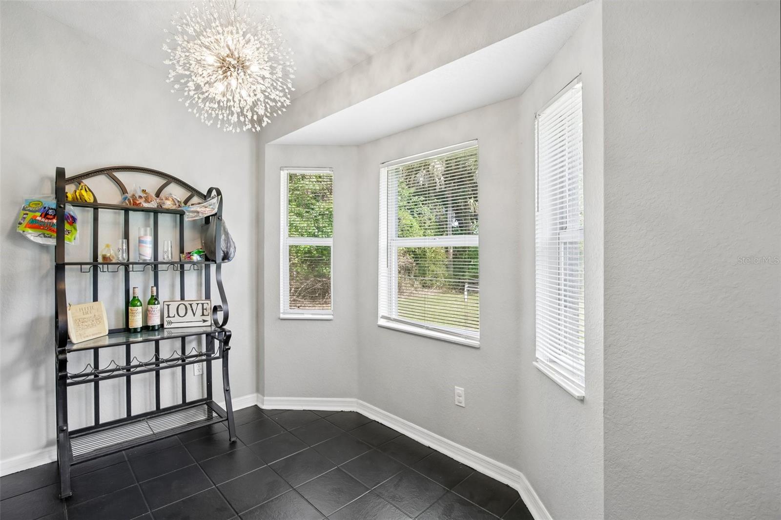 4628 ADDERTON AVE — photo 12