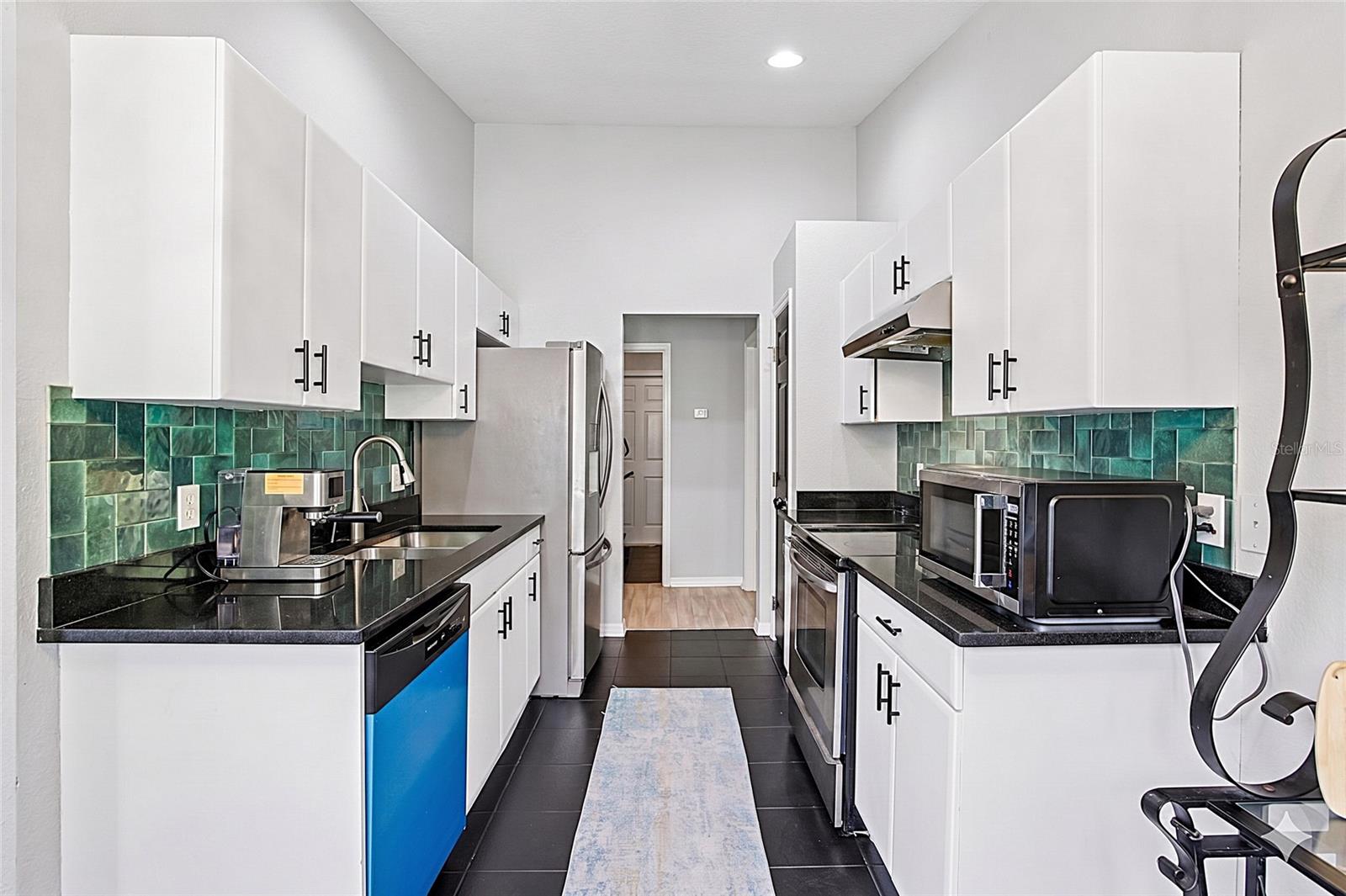 4628 ADDERTON AVE — photo 11