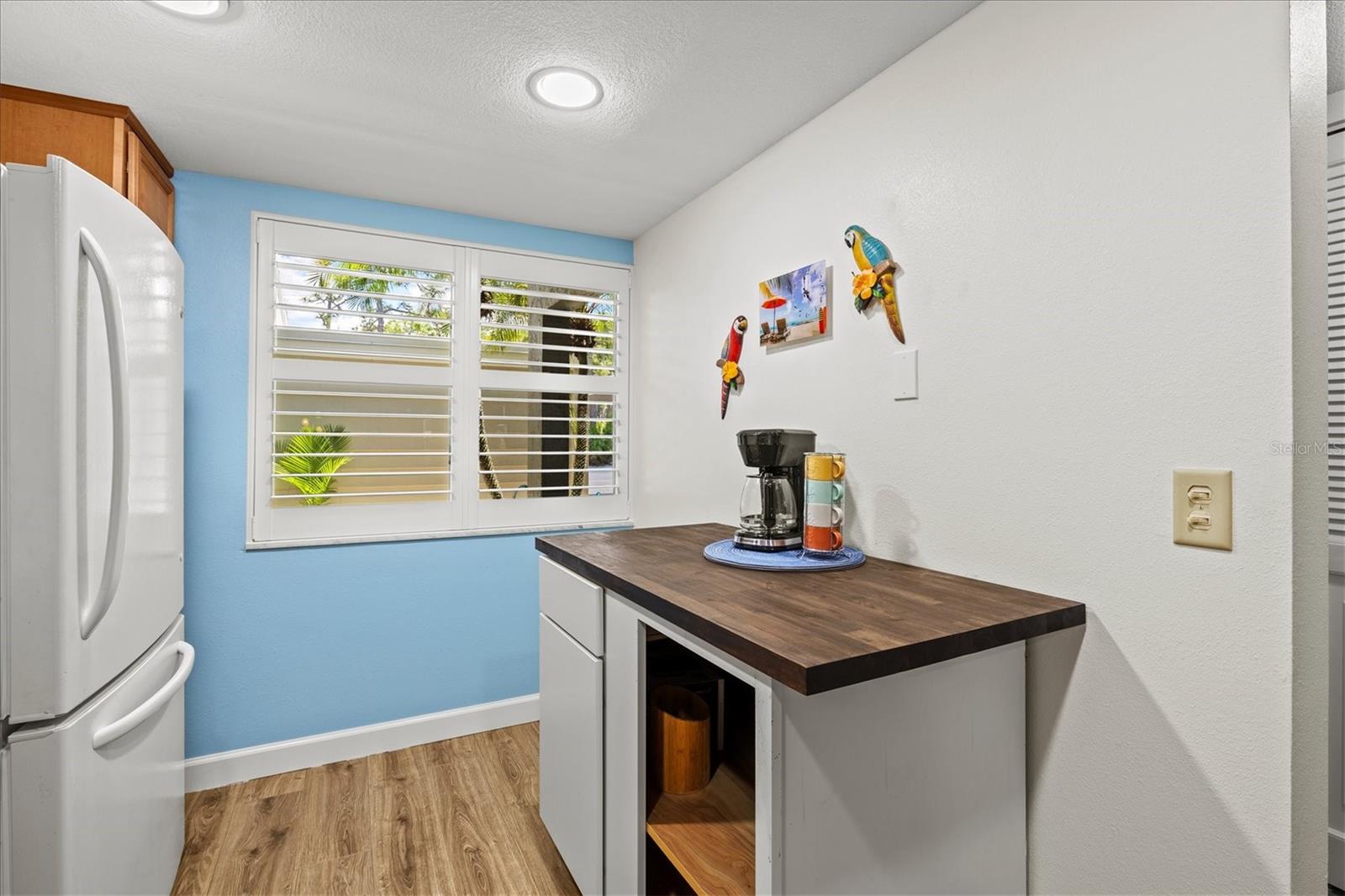 404 PINEBROOK CRES #4 — photo 14