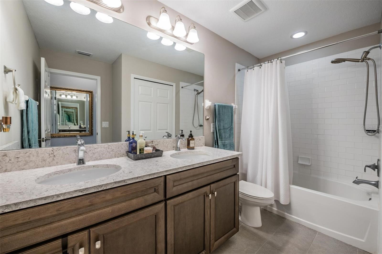 29947 SOUTHWELL LN — photo 22