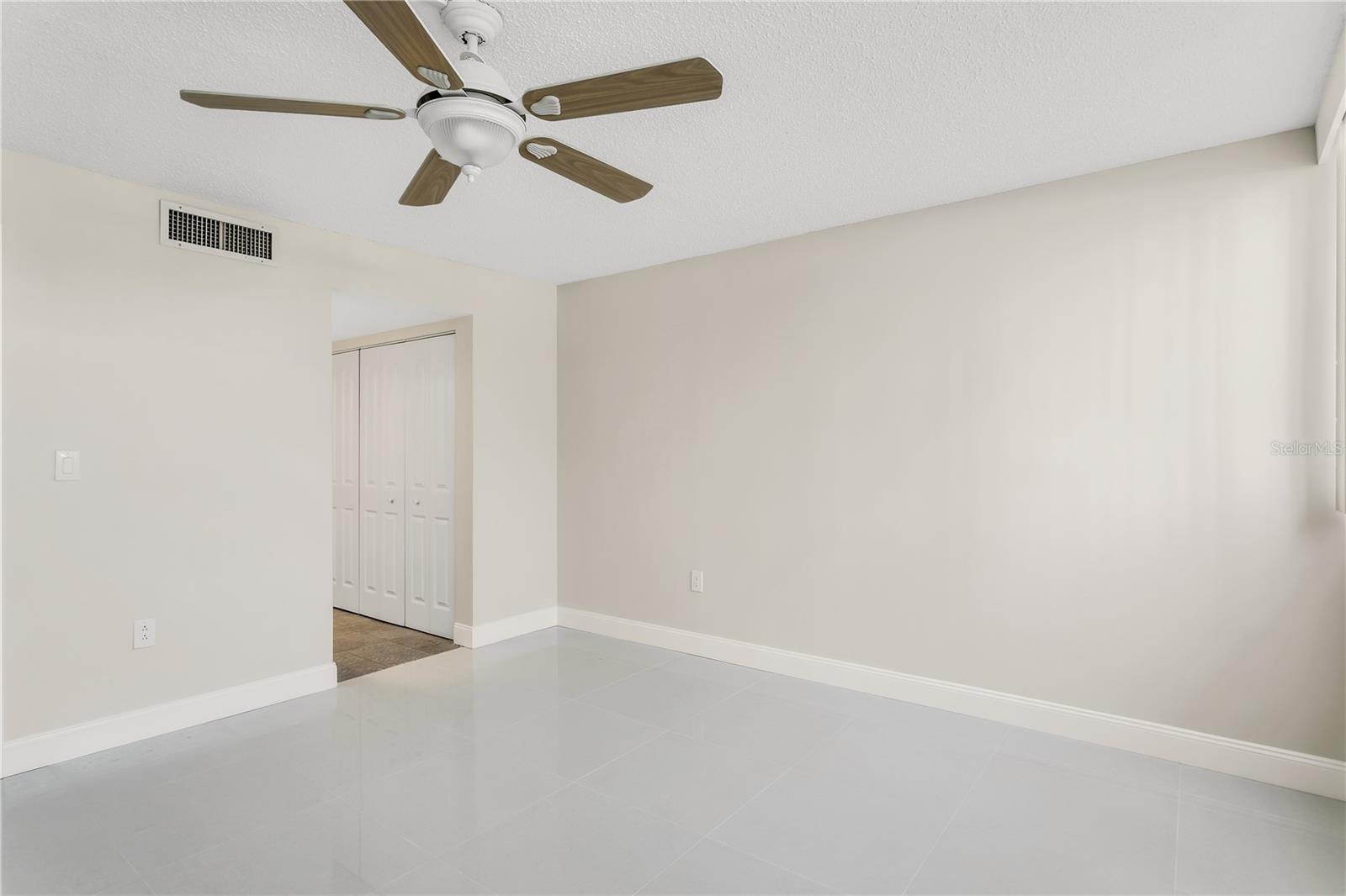 450 TREASURE ISLAND CSWY #104 — photo 14