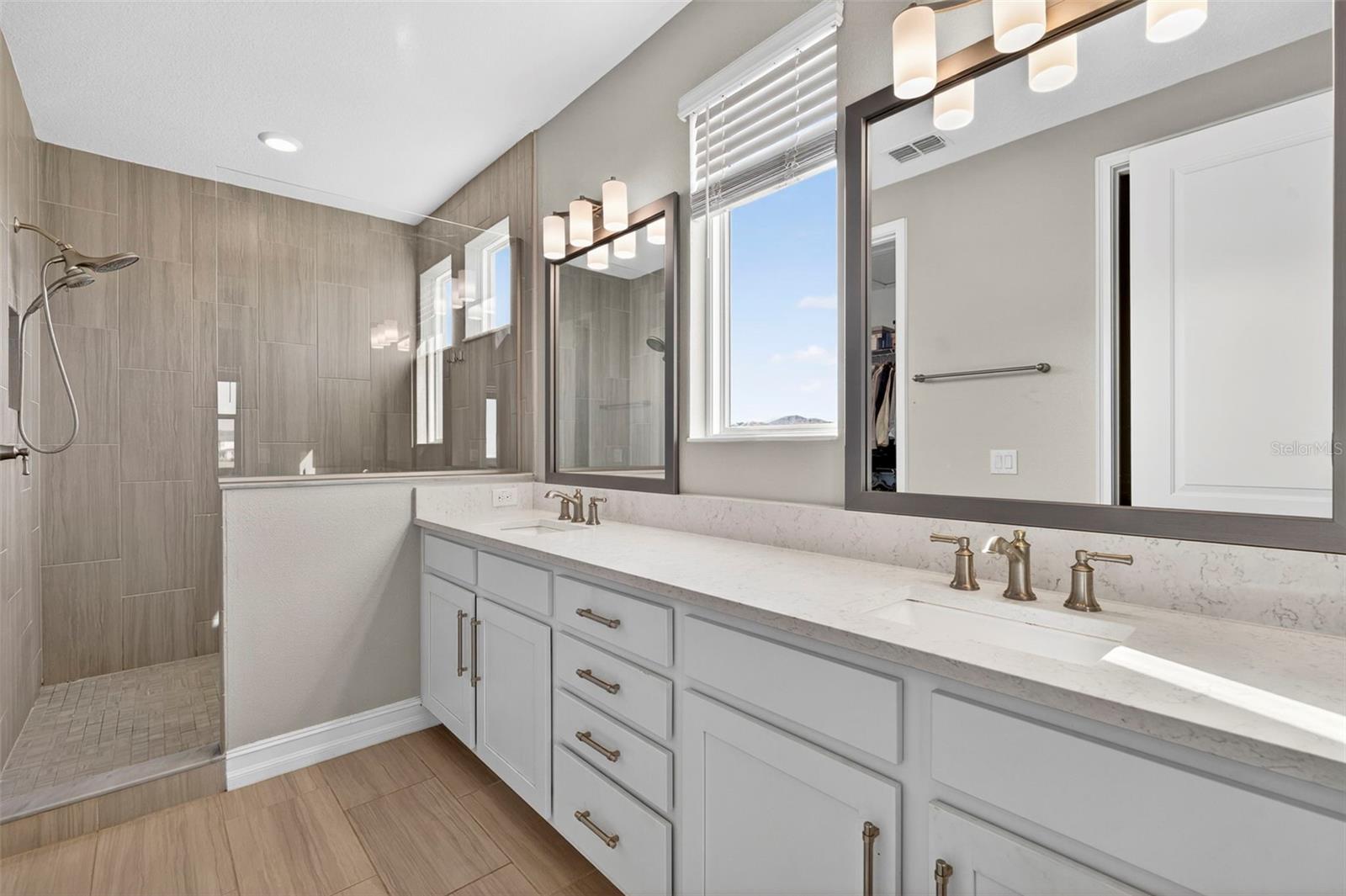 4588 SAN MARTINO DR — photo 46