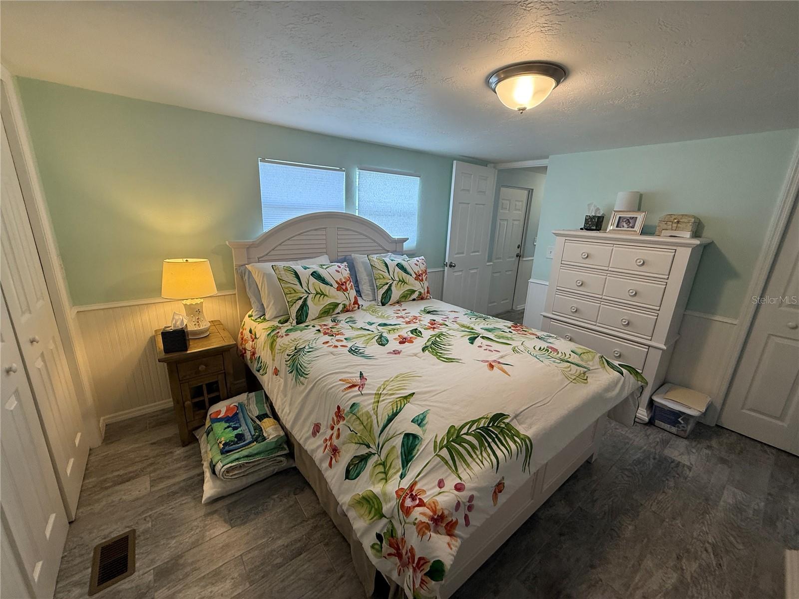 6190 DAFFODIL RD — photo 11