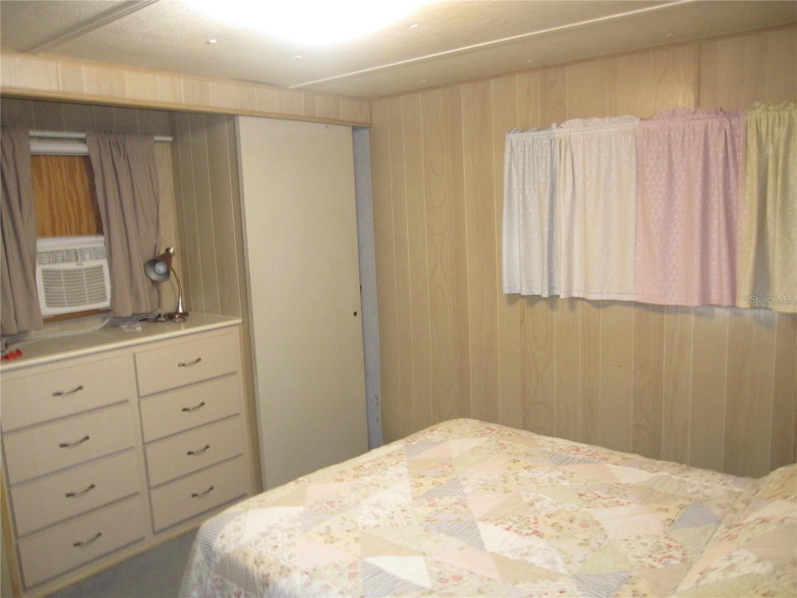 39015 HILLCREST DR — photo 28