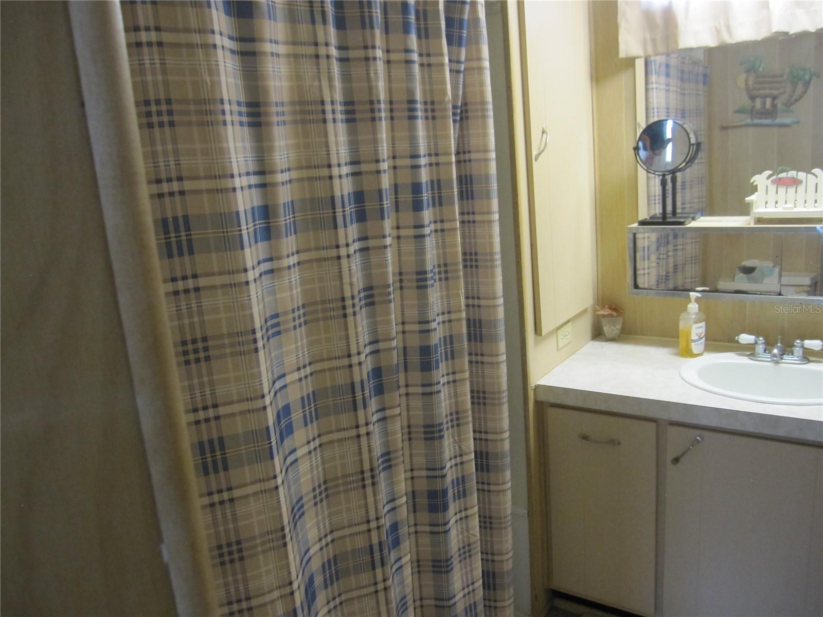 39015 HILLCREST DR — photo 26
