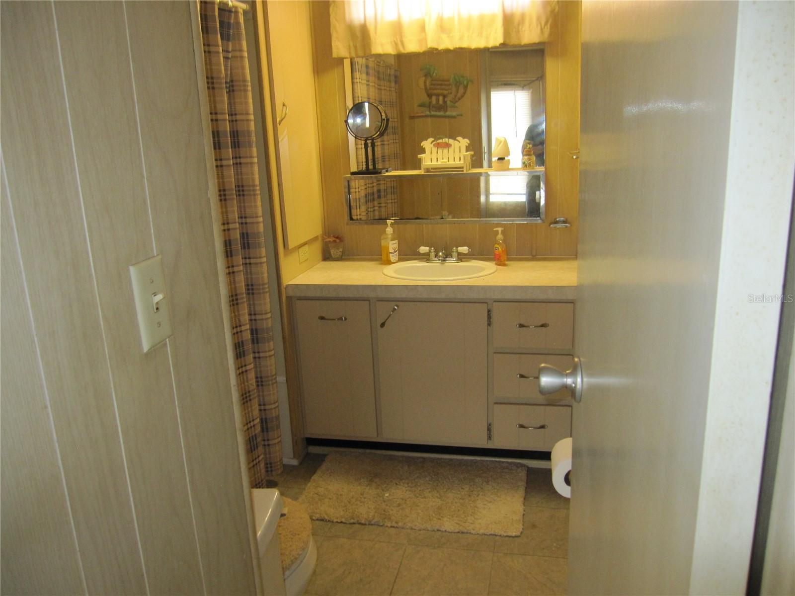 39015 HILLCREST DR — photo 27
