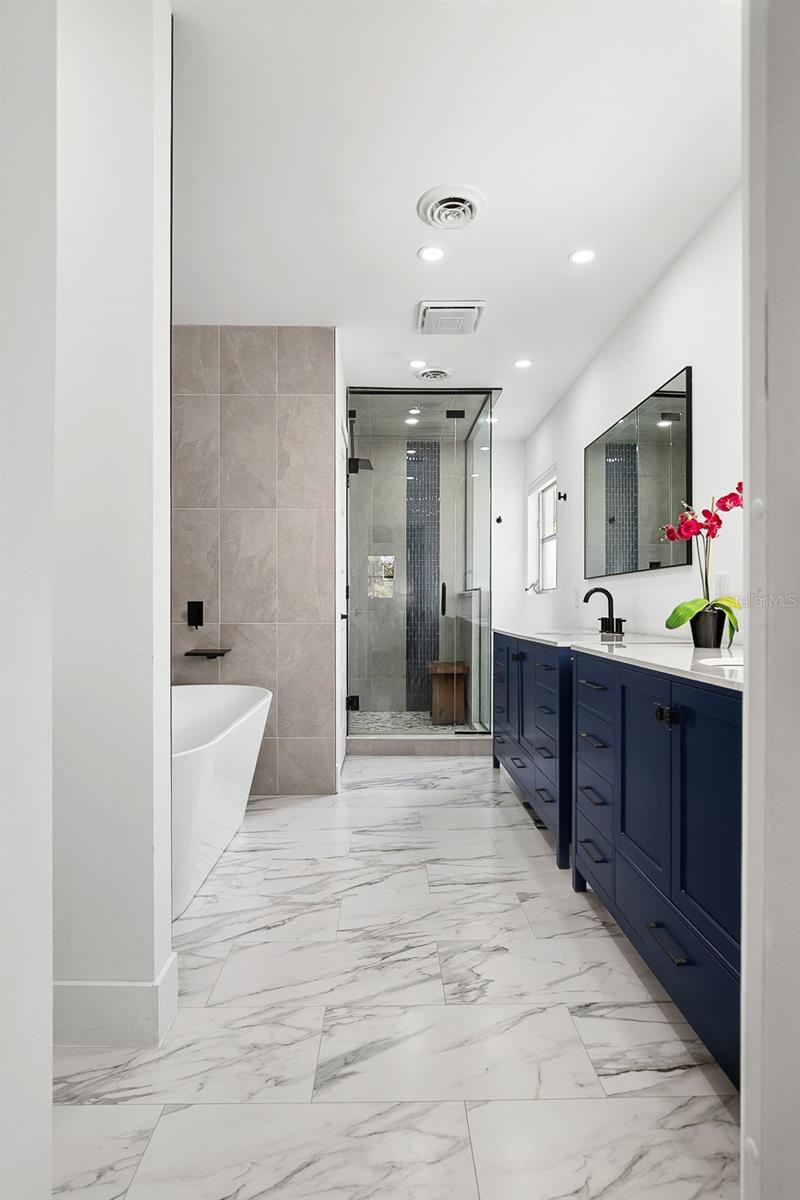 703 WHITFIELD AVE — photo 8