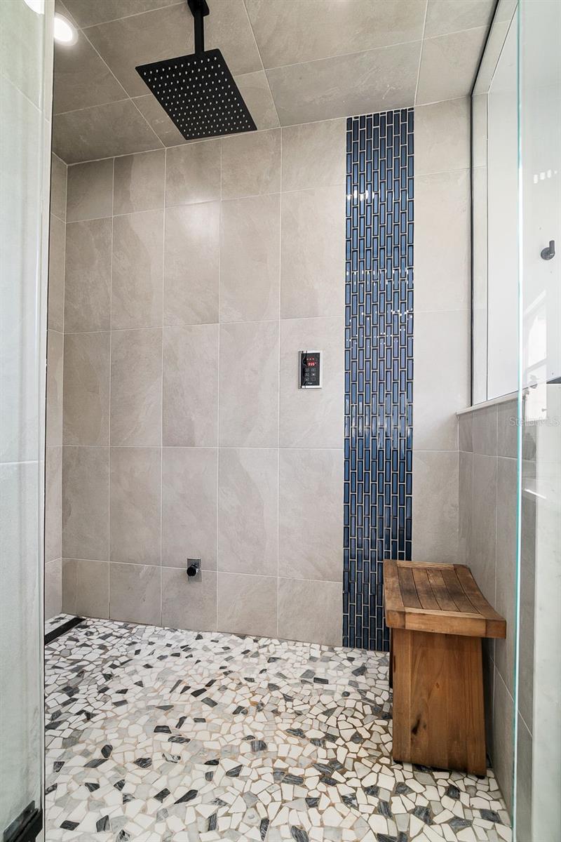 703 WHITFIELD AVE — photo 10