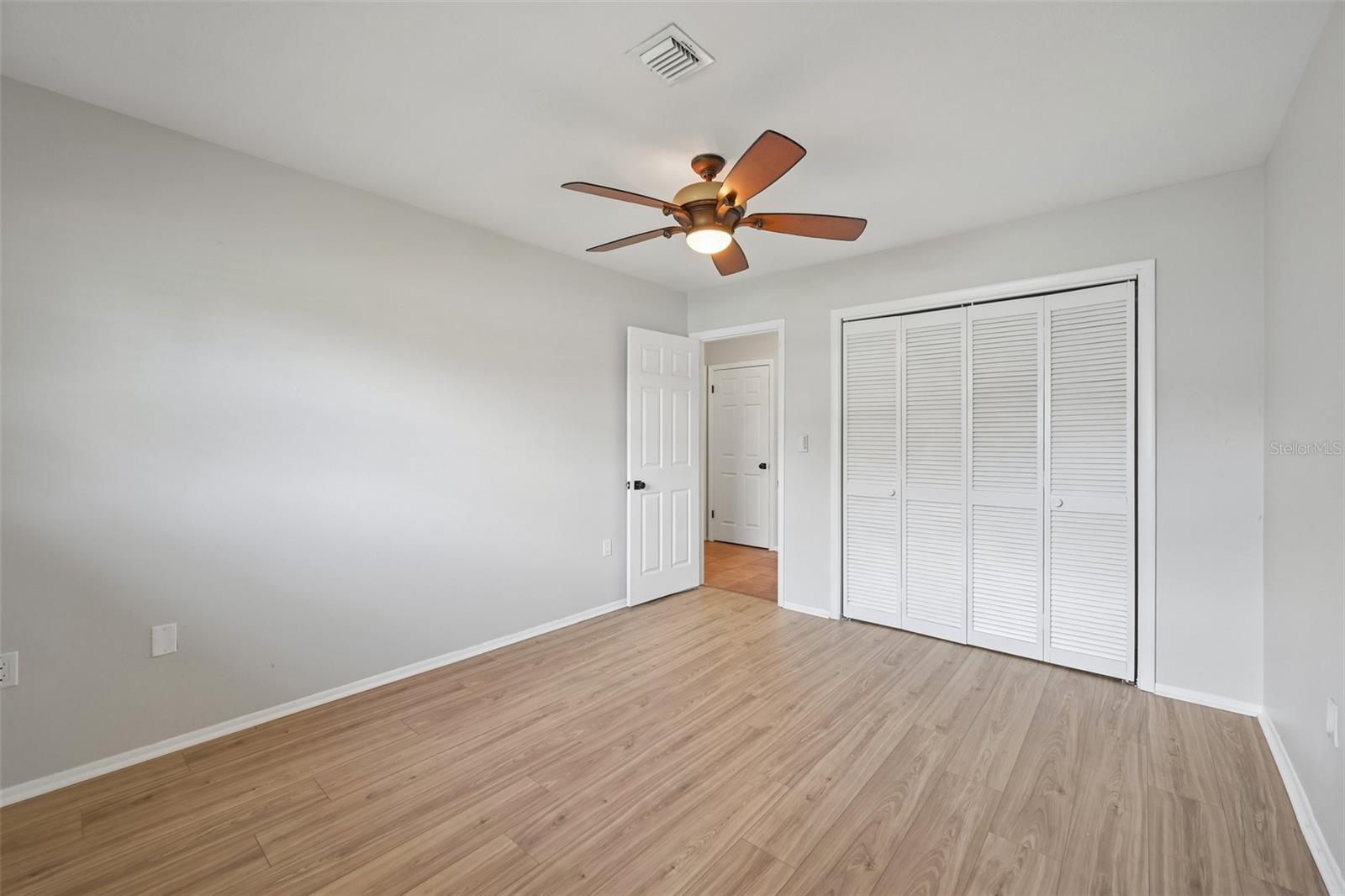 209 PALM AVE — photo 26