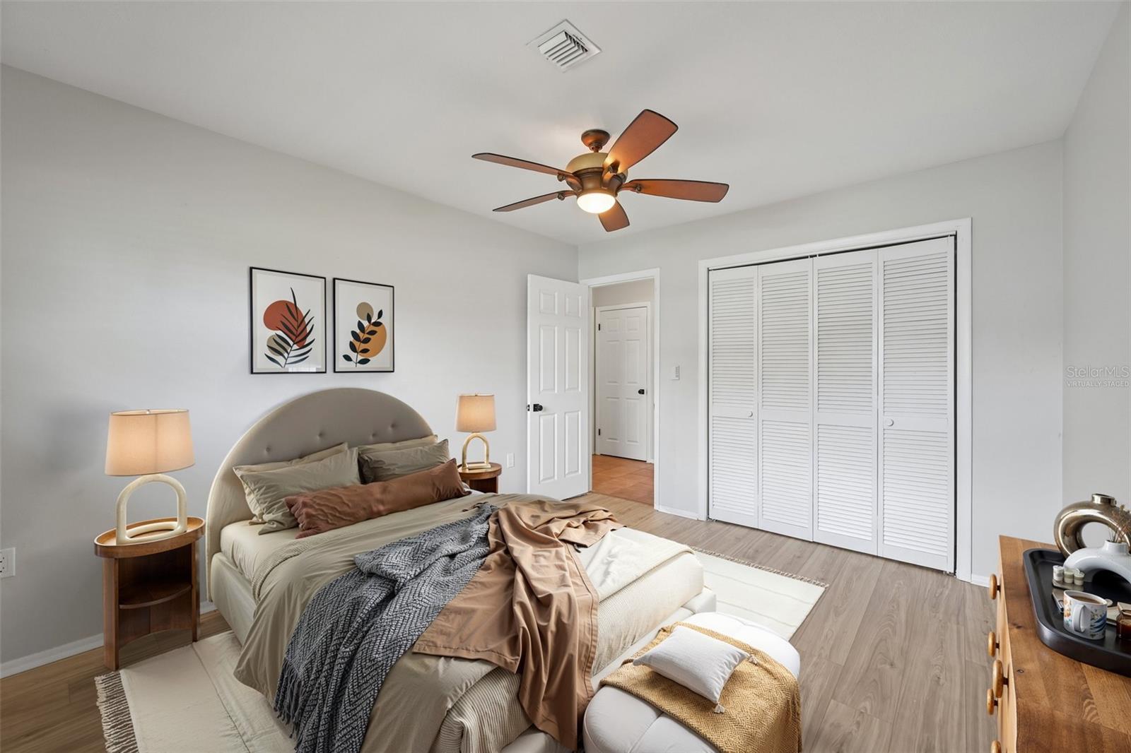 209 PALM AVE — photo 25