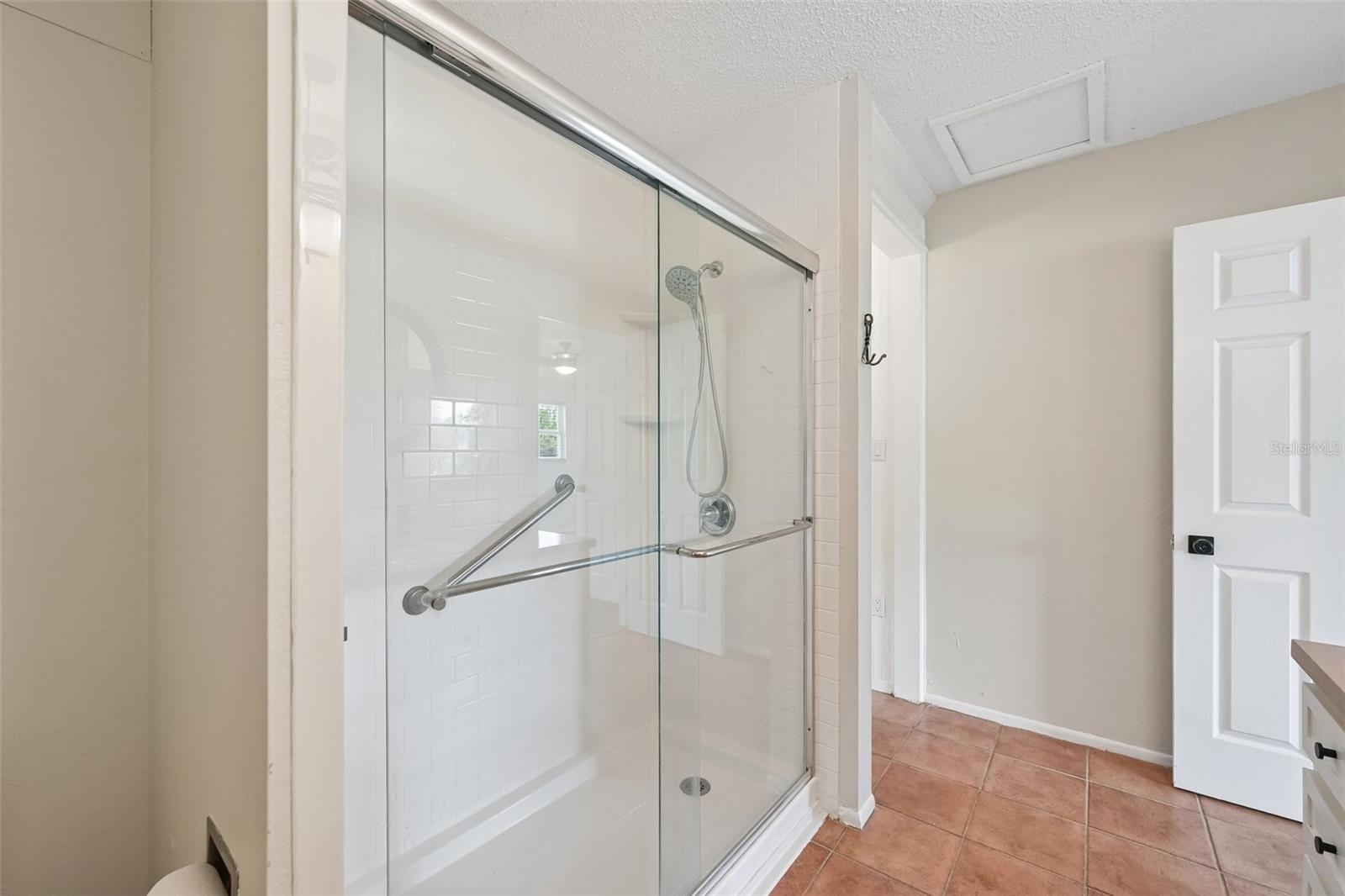 209 PALM AVE — photo 20