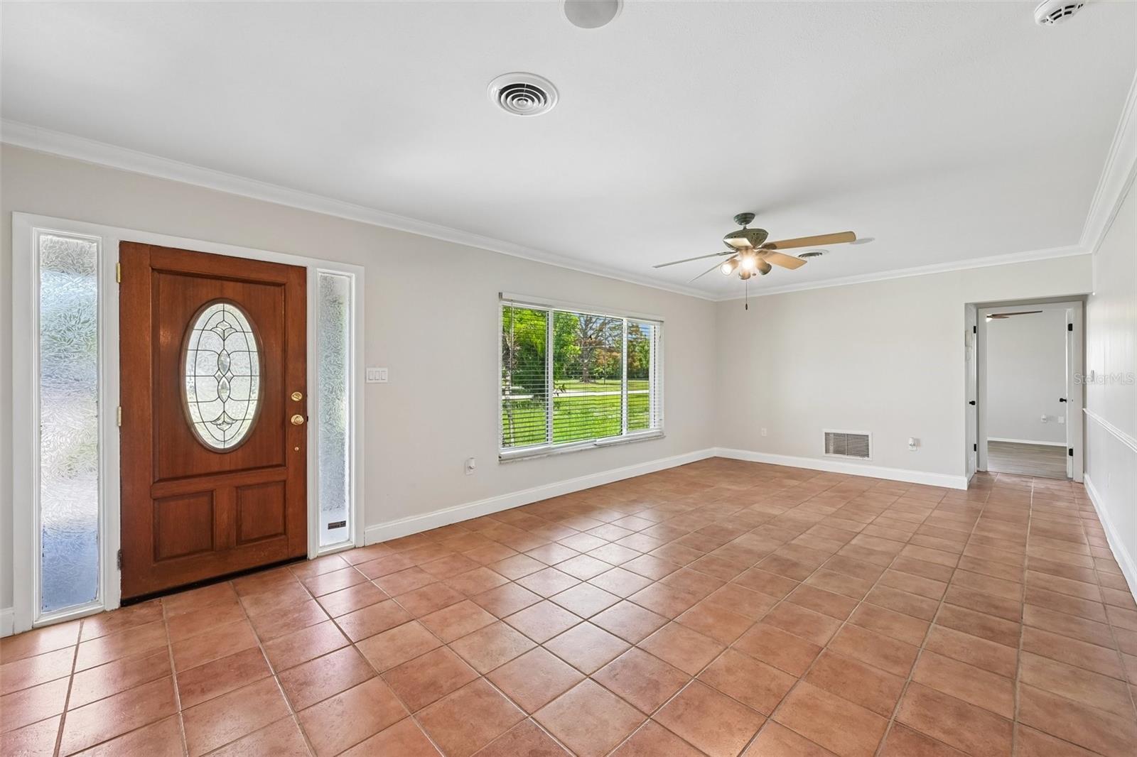 209 PALM AVE — photo 5