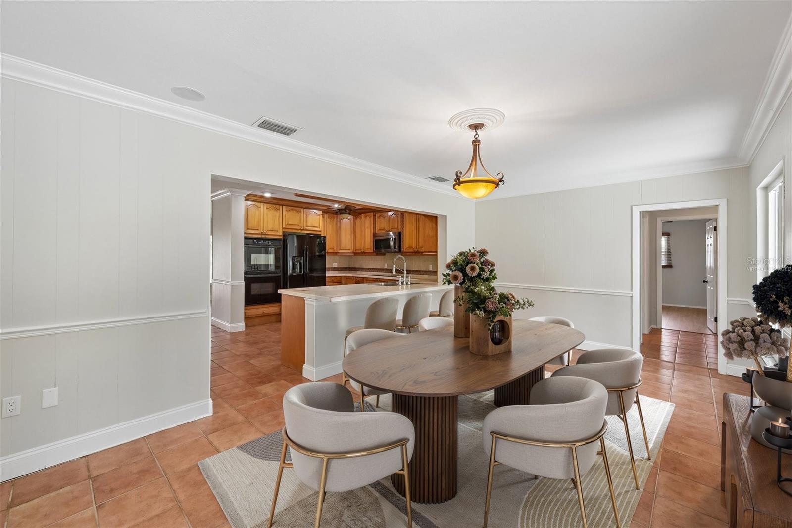 209 PALM AVE — photo 7