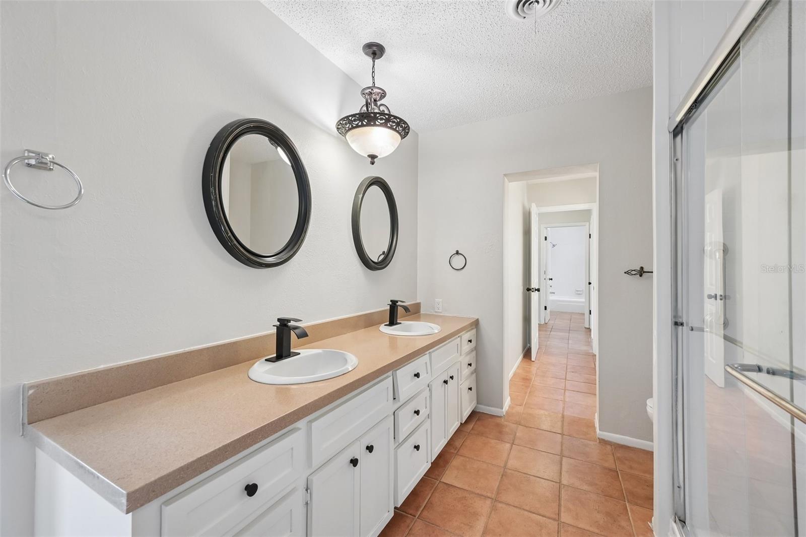 209 PALM AVE — photo 21
