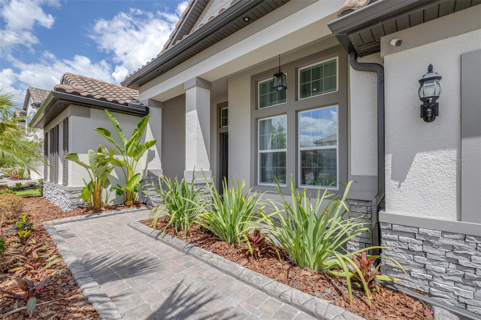 7190 GRAYBROOK DR — photo 11