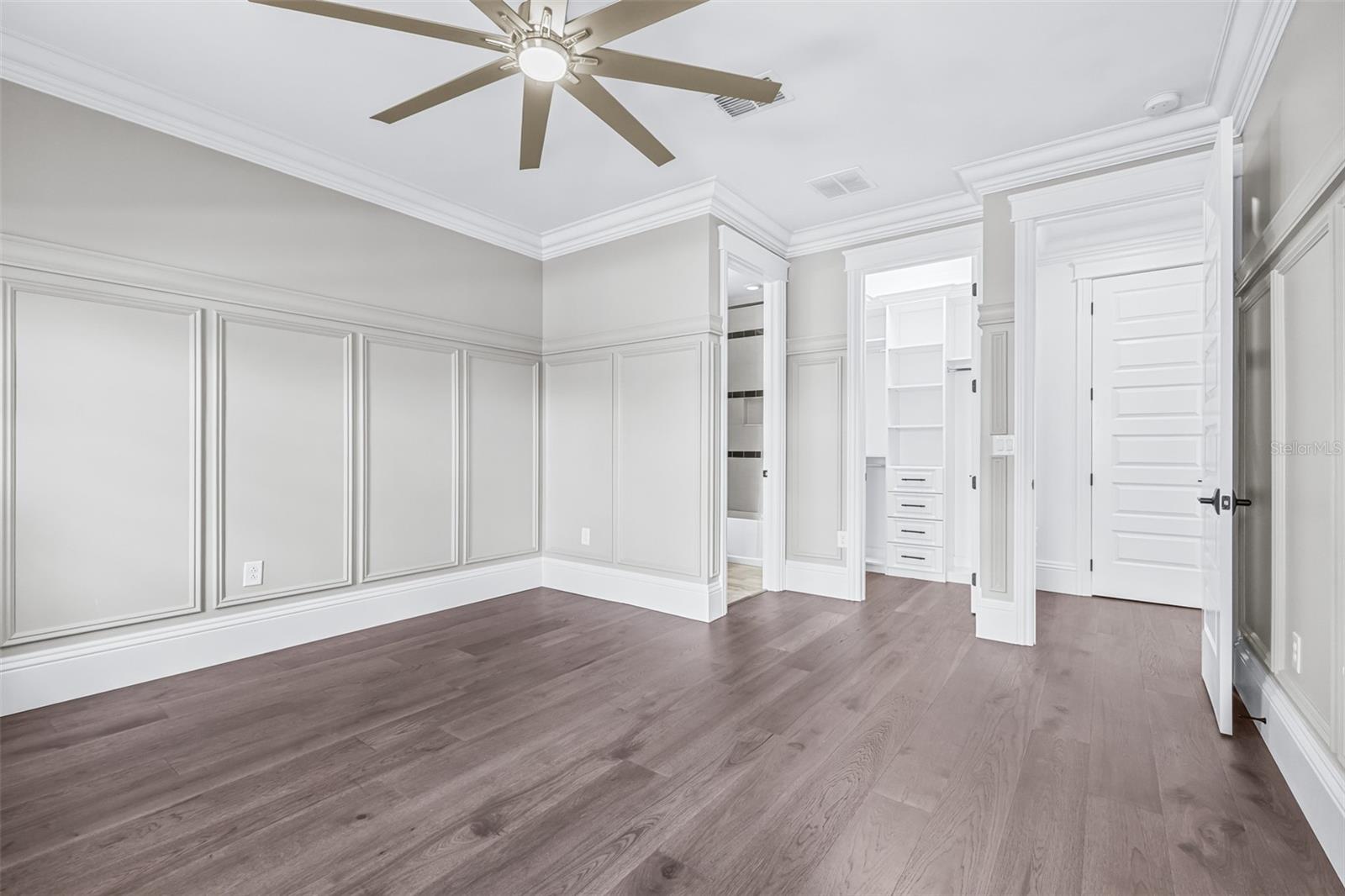 7190 GRAYBROOK DR — photo 49