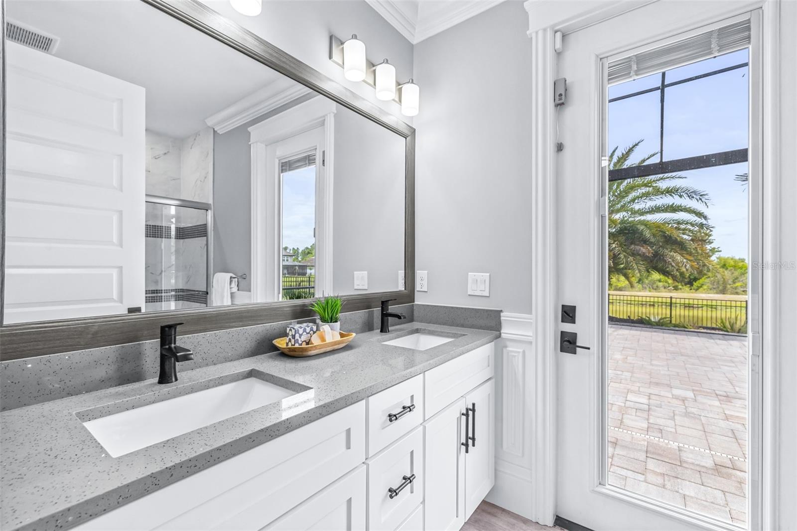 7190 GRAYBROOK DR — photo 56