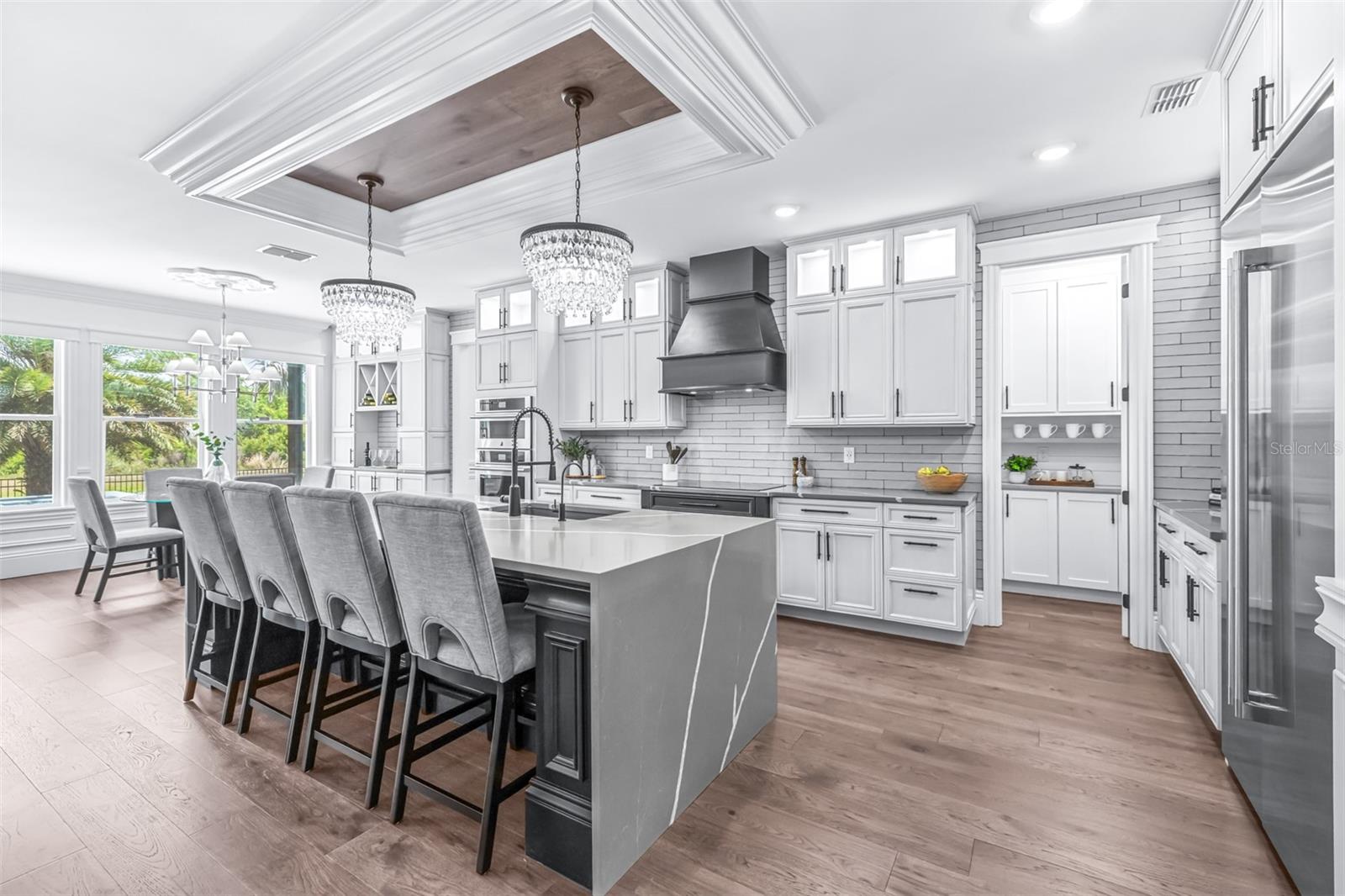 7190 GRAYBROOK DR — photo 33