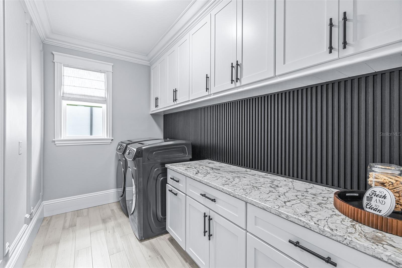 7190 GRAYBROOK DR — photo 61