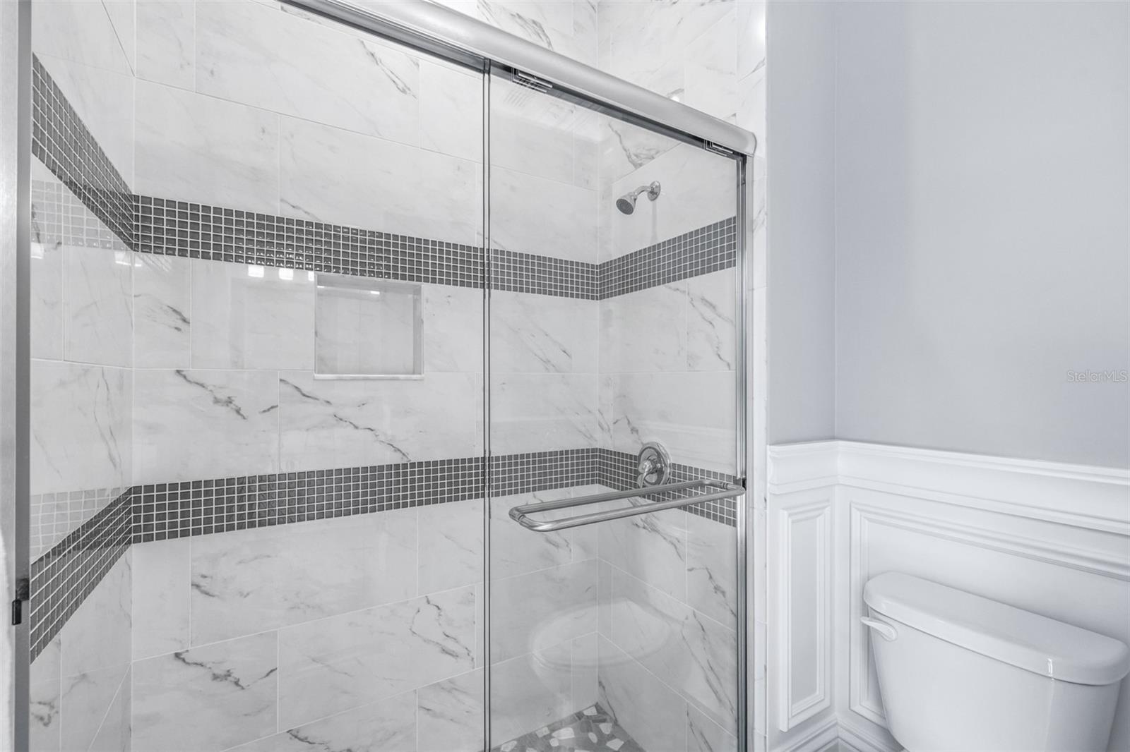 7190 GRAYBROOK DR — photo 57