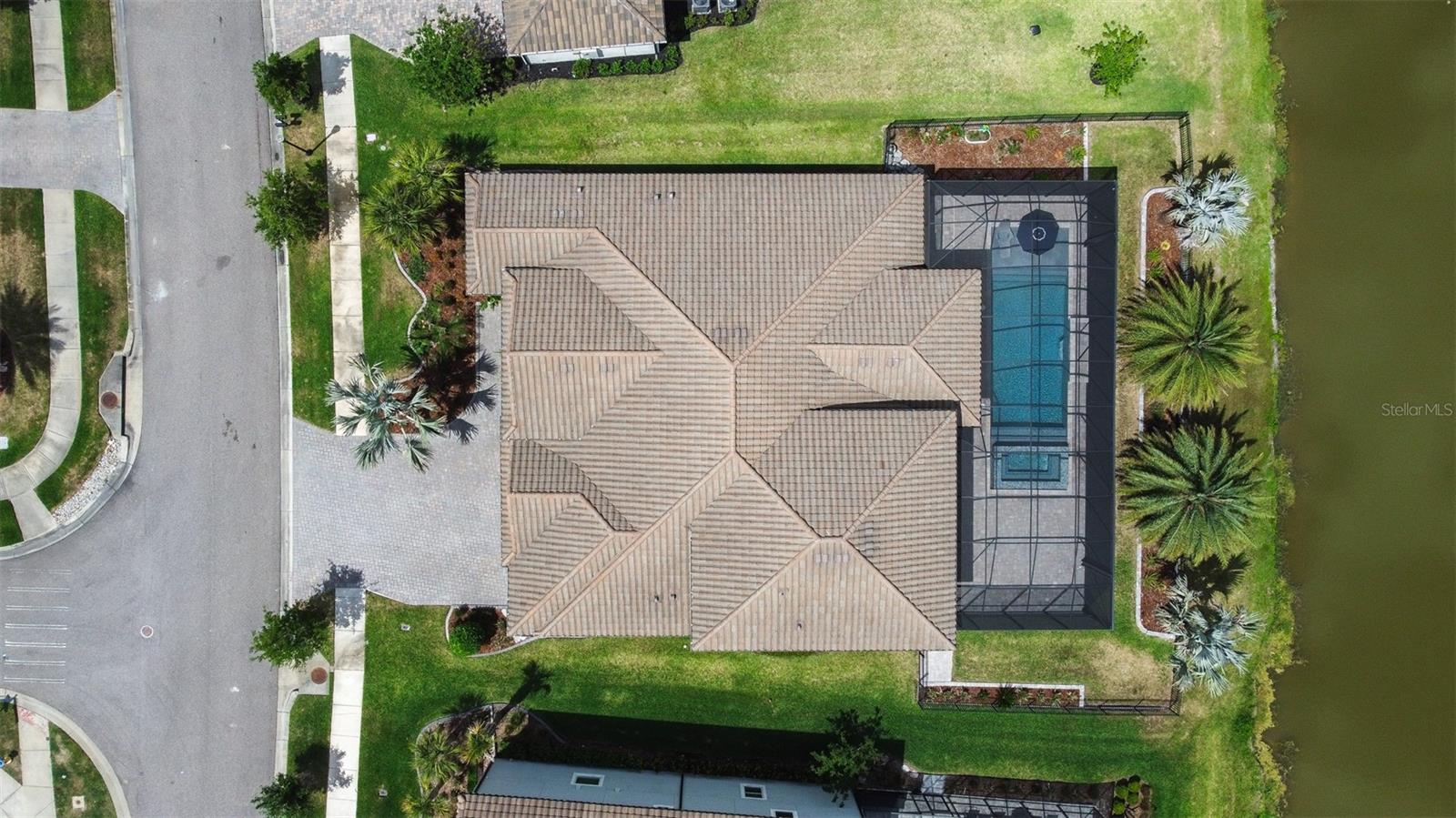 7190 GRAYBROOK DR — photo 91