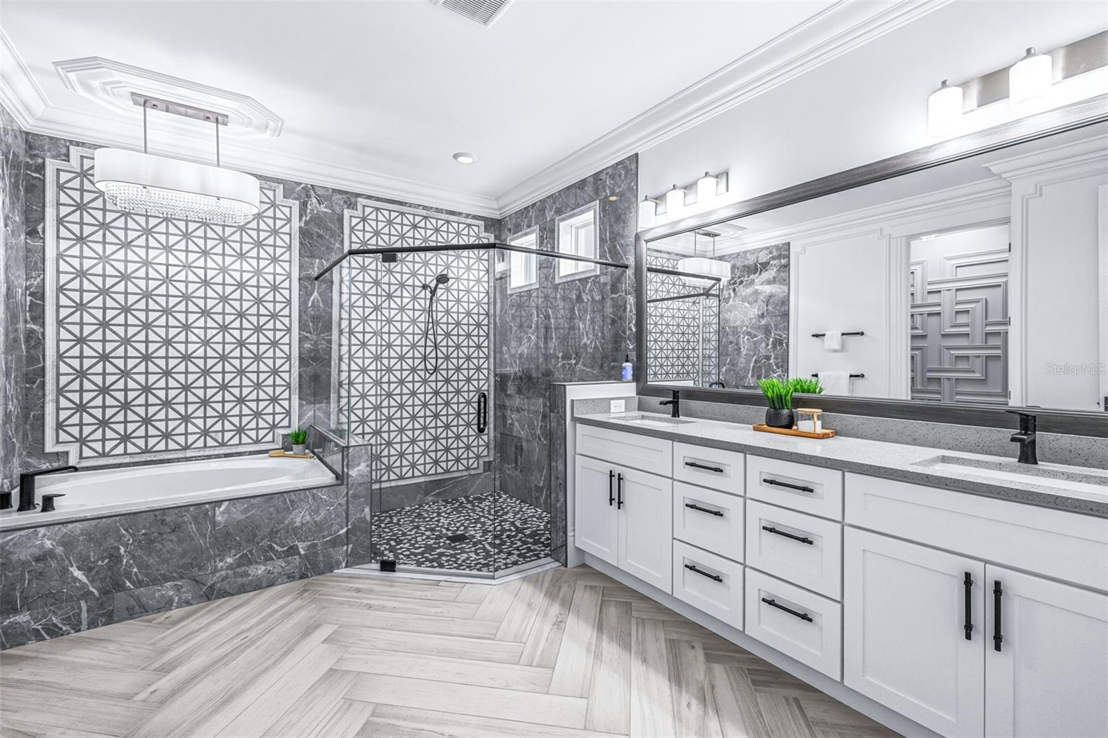 7190 GRAYBROOK DR — photo 44
