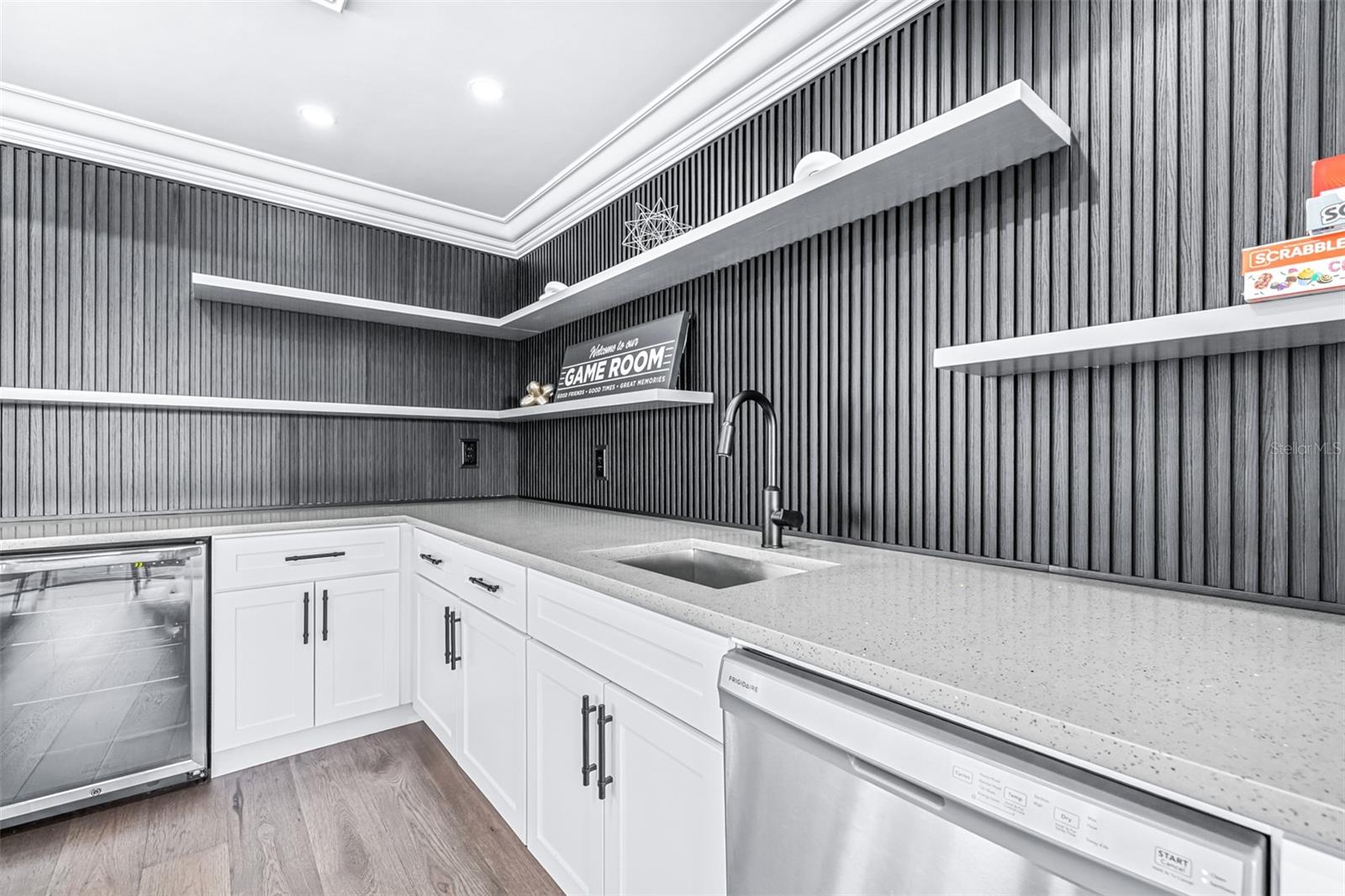 7190 GRAYBROOK DR — photo 65
