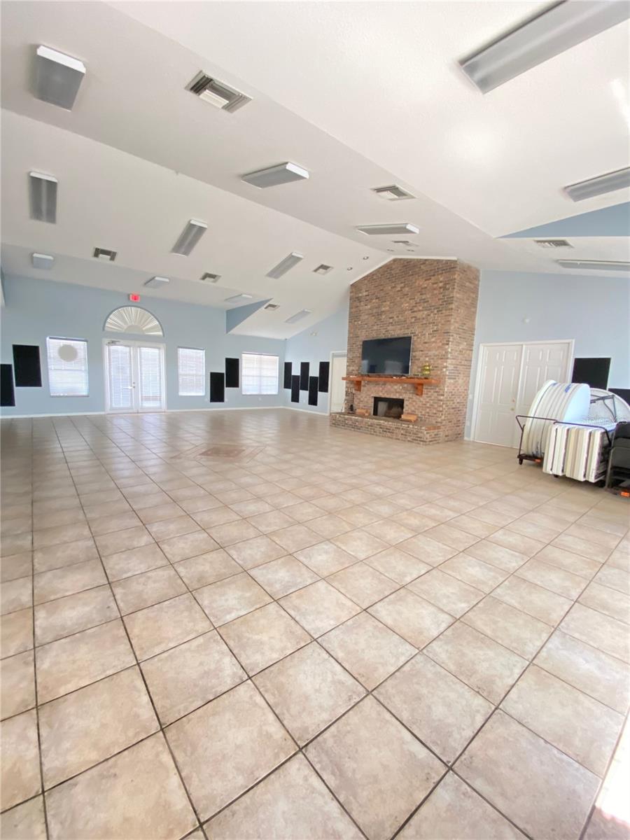 8330 FANTASIA PARK WAY — photo 46