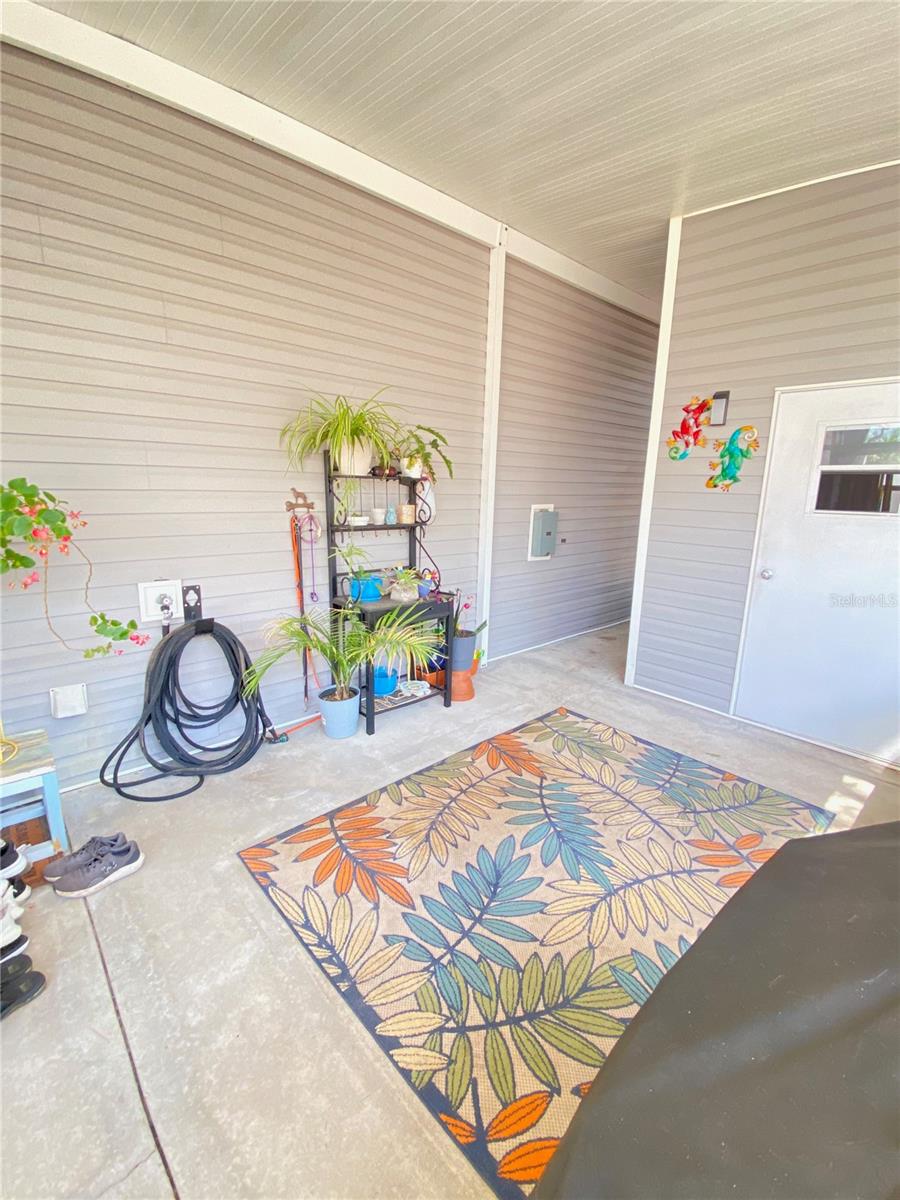 8330 FANTASIA PARK WAY — photo 36