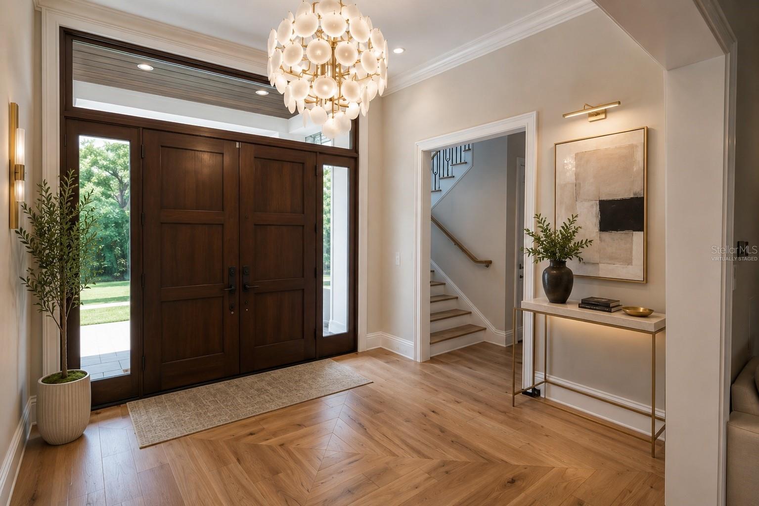 4402 W BEACH PARK DR — photo 2